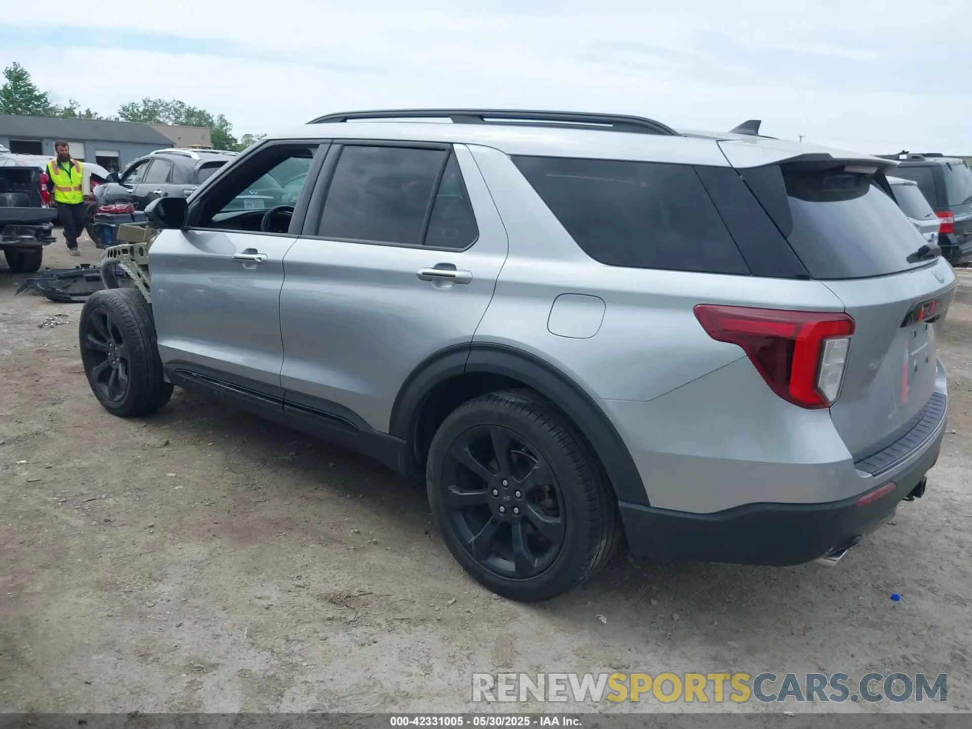 3 Photograph of a damaged car 1FMSK8KH6NGC18507 FORD EXPLORER 2022