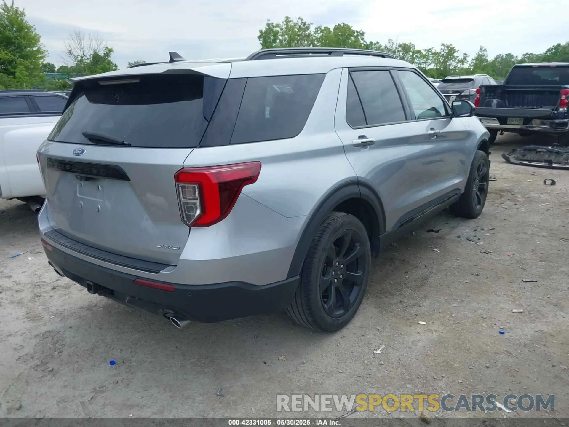 4 Photograph of a damaged car 1FMSK8KH6NGC18507 FORD EXPLORER 2022