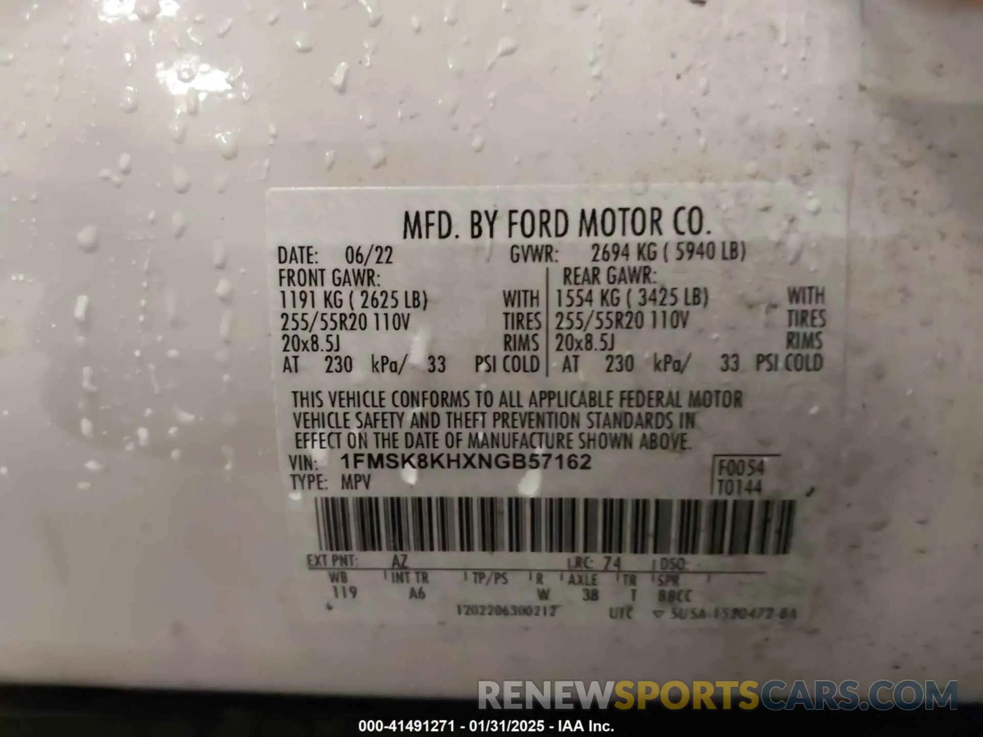 9 Photograph of a damaged car 1FMSK8KHXNGB57162 FORD EXPLORER 2022