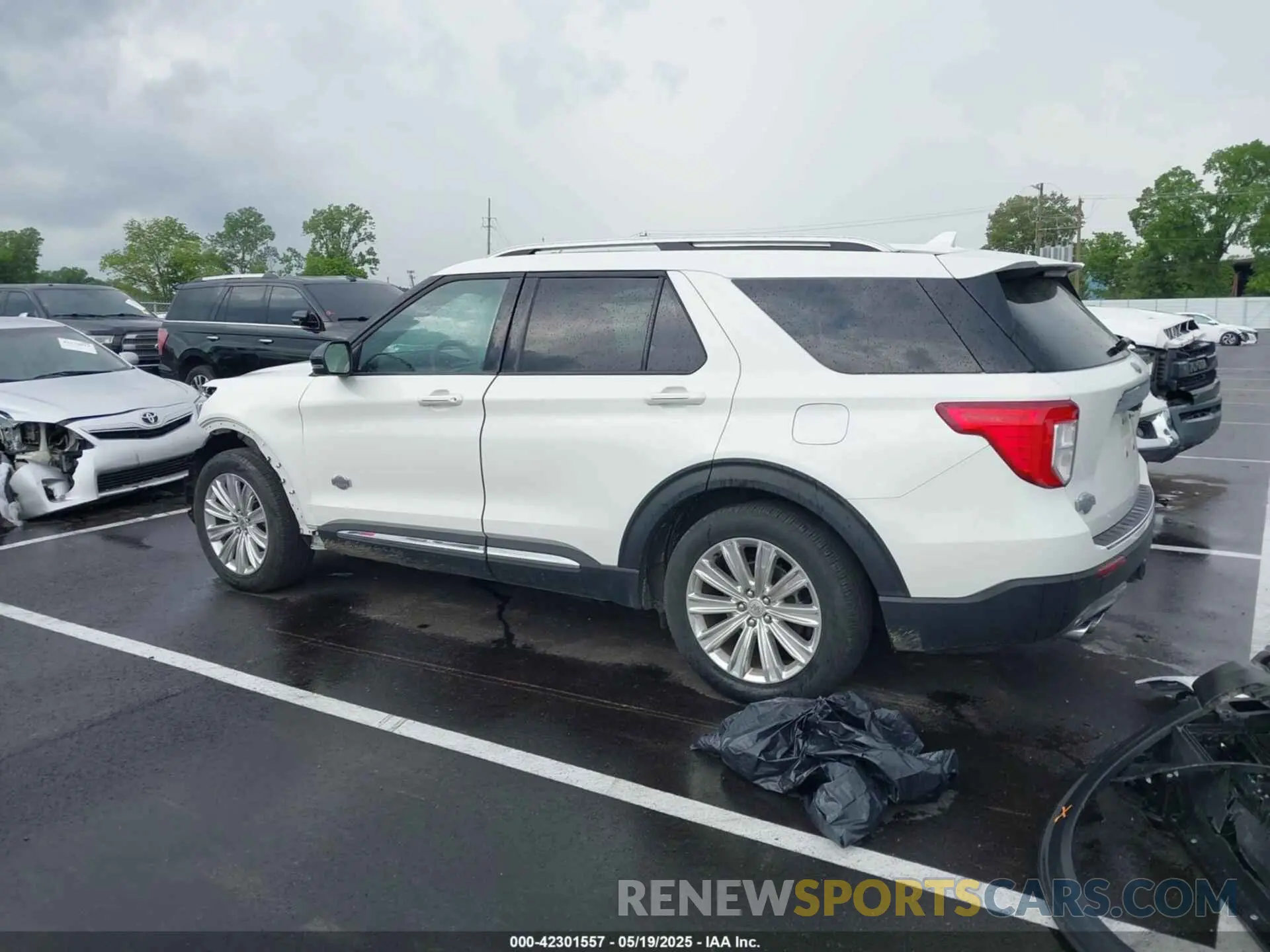 14 Photograph of a damaged car 1FM5K7LC7PGA12707 FORD EXPLORER 2023