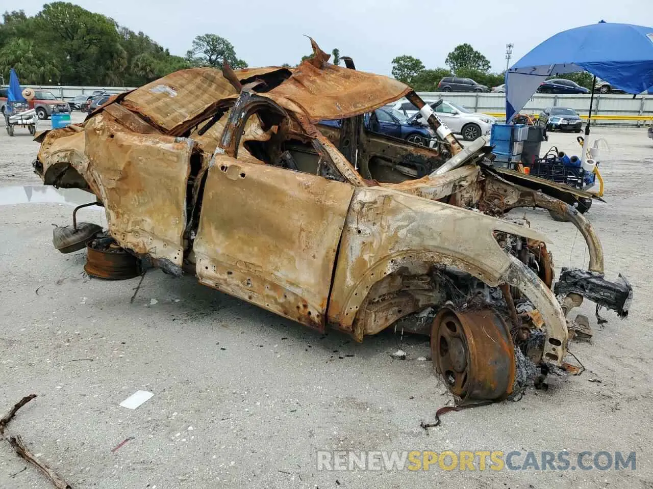 4 Photograph of a damaged car 1FM5K8AB3PGB61390 FORD EXPLORER 2023