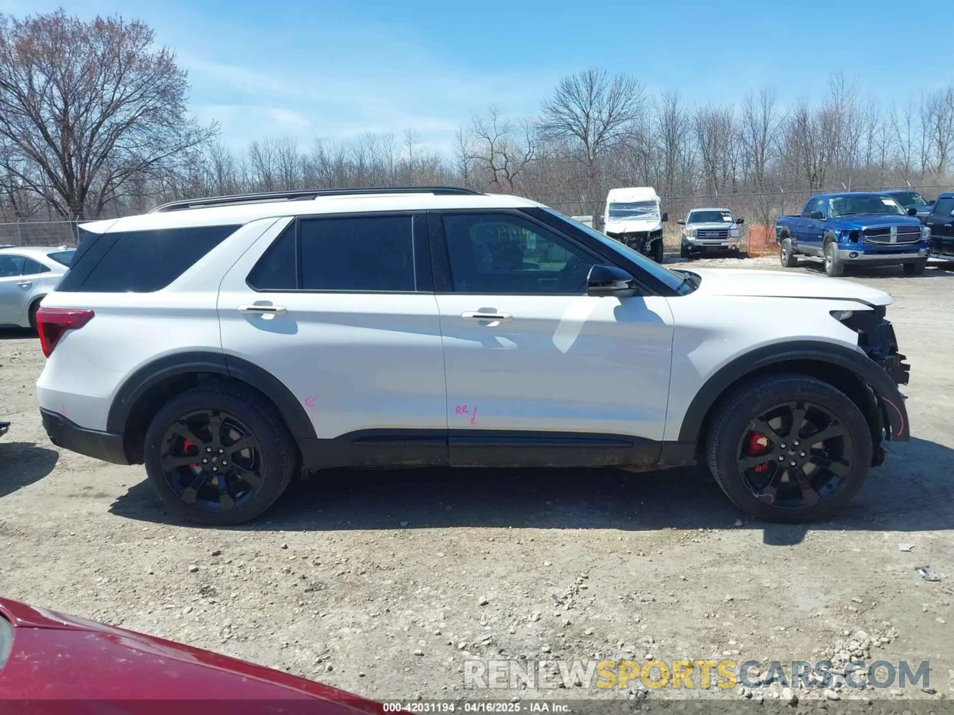13 Photograph of a damaged car 1FM5K8GC5PGA75076 FORD EXPLORER 2023