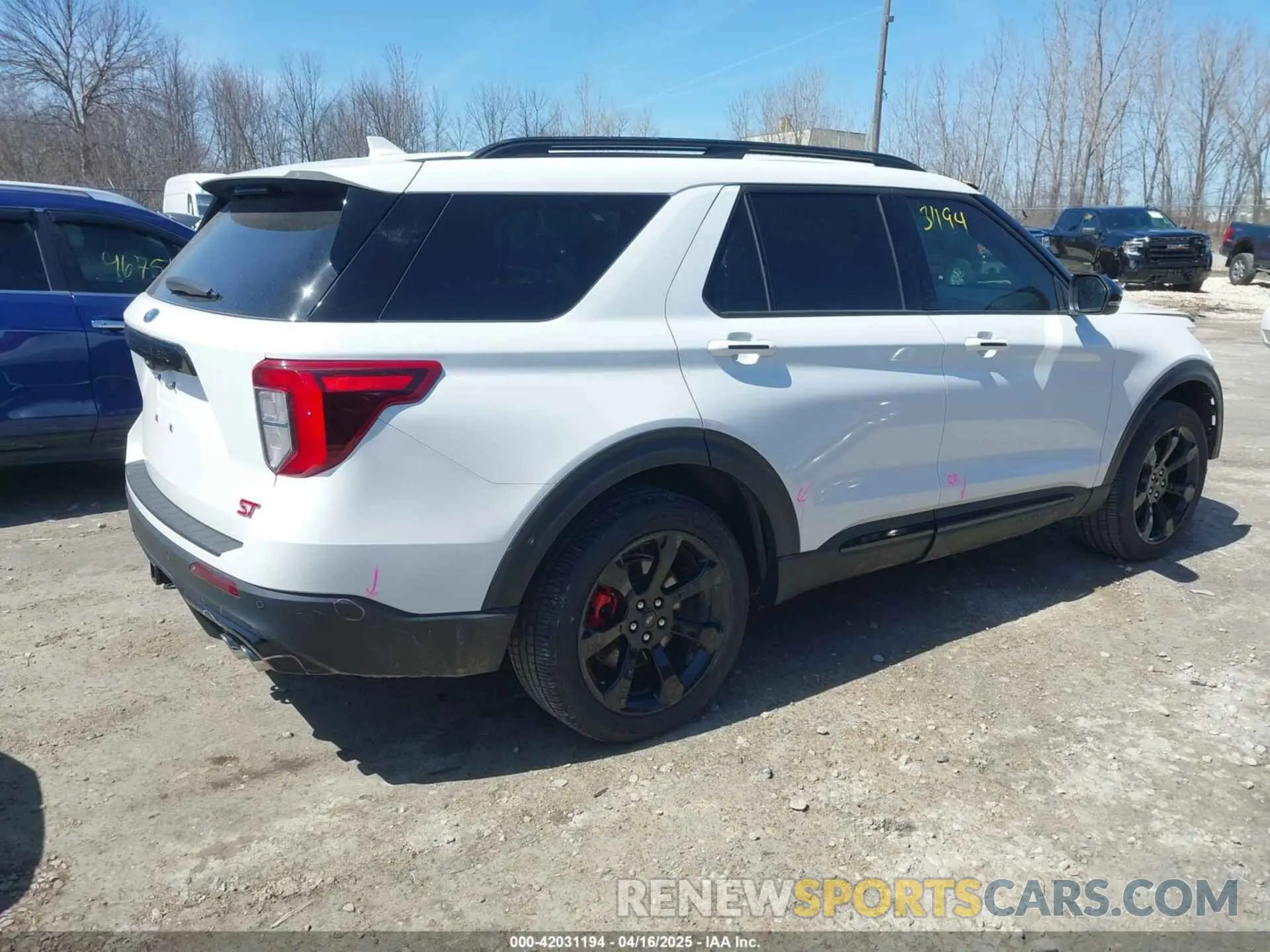 4 Photograph of a damaged car 1FM5K8GC5PGA75076 FORD EXPLORER 2023