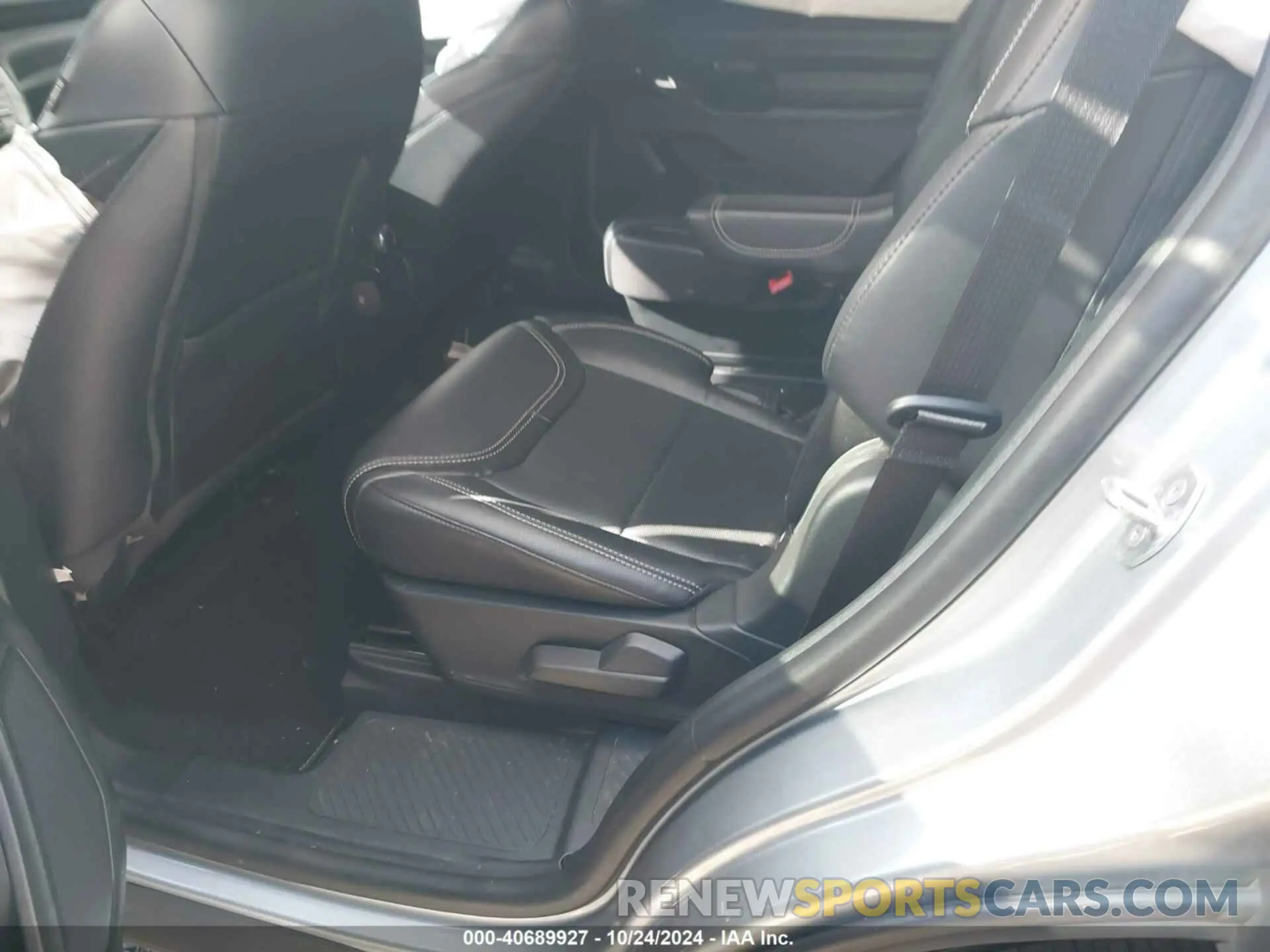 8 Photograph of a damaged car 1FM5K8GC5PGB60628 FORD EXPLORER 2023