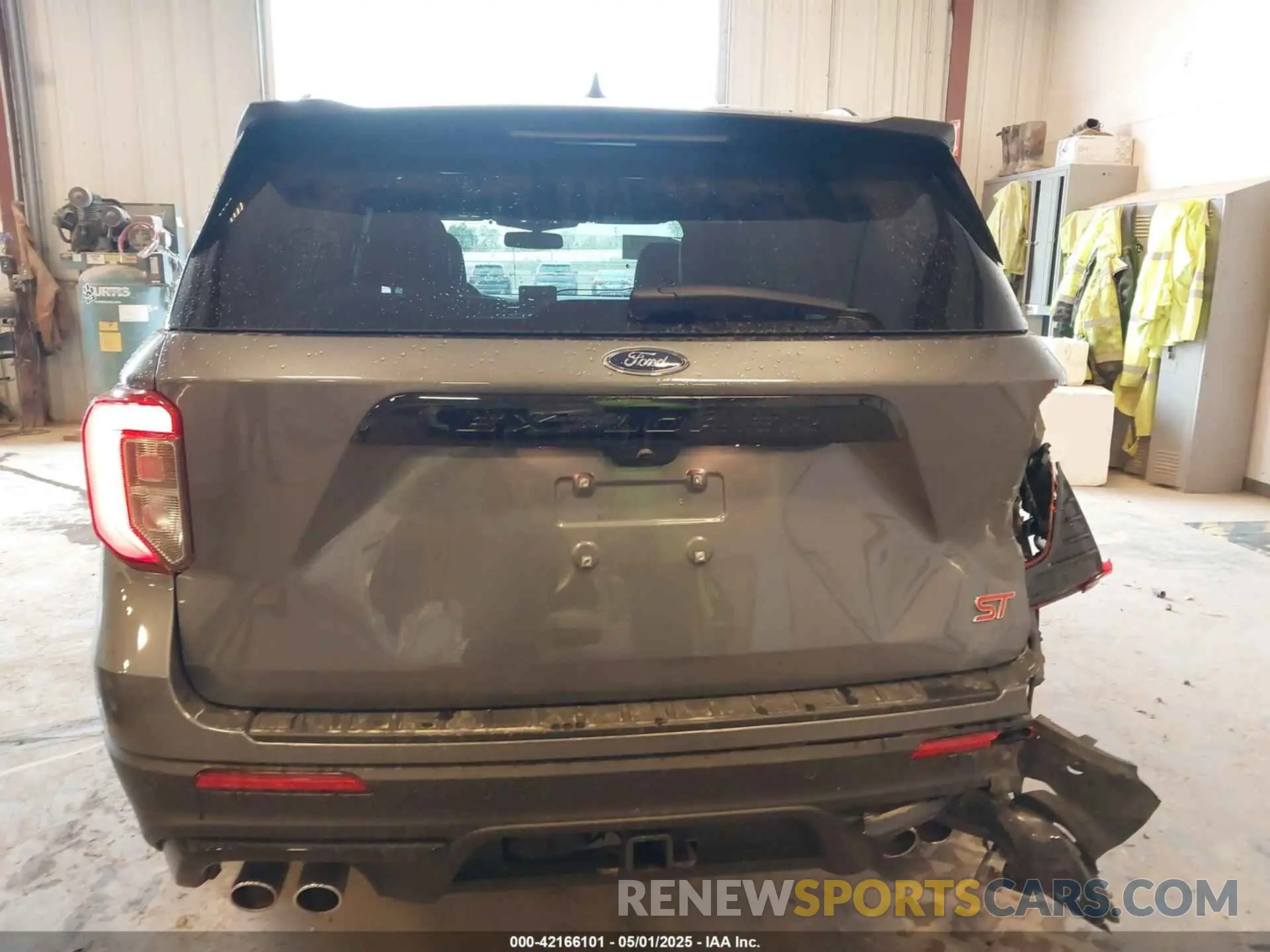 16 Photograph of a damaged car 1FM5K8GC5PGC26305 FORD EXPLORER 2023