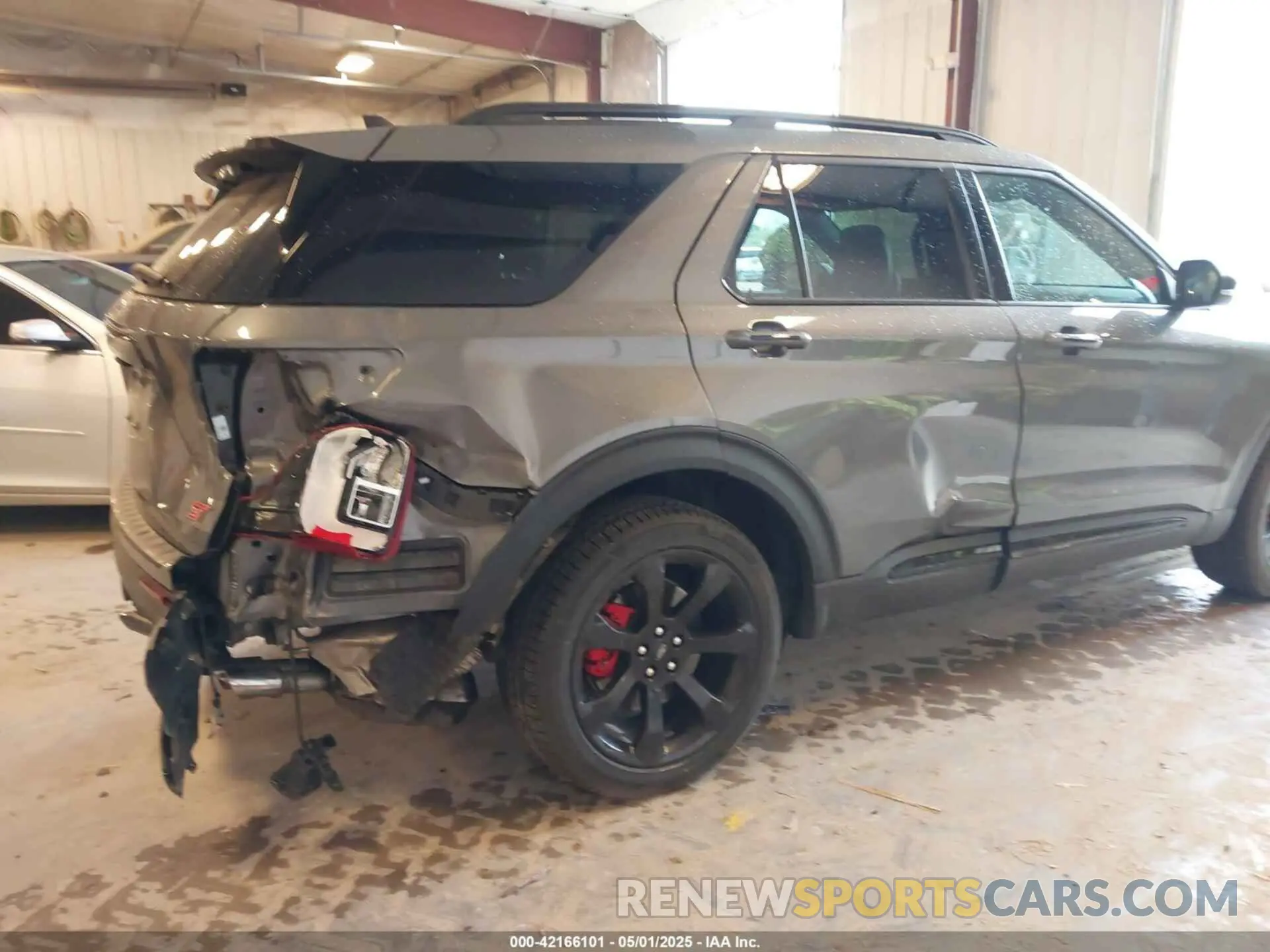 6 Photograph of a damaged car 1FM5K8GC5PGC26305 FORD EXPLORER 2023