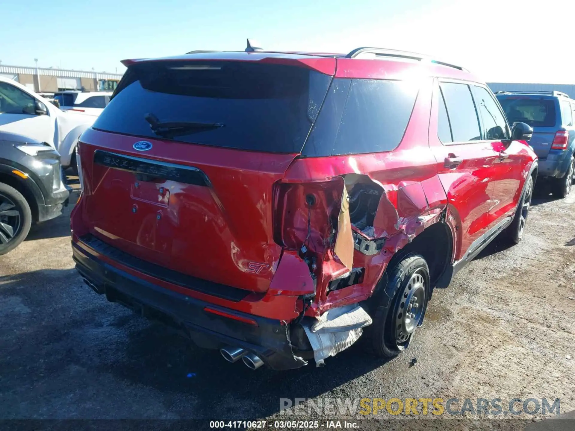 4 Photograph of a damaged car 1FM5K8GC6PGA22760 FORD EXPLORER 2023
