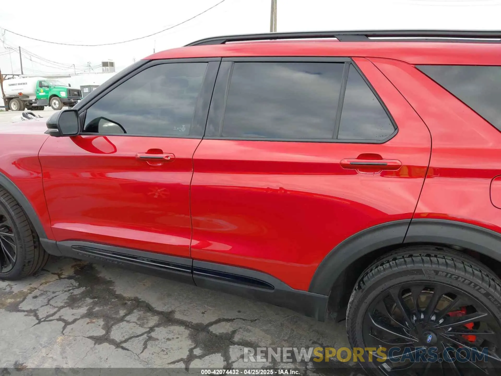 14 Photograph of a damaged car 1FM5K8GC8PGA91594 FORD EXPLORER 2023