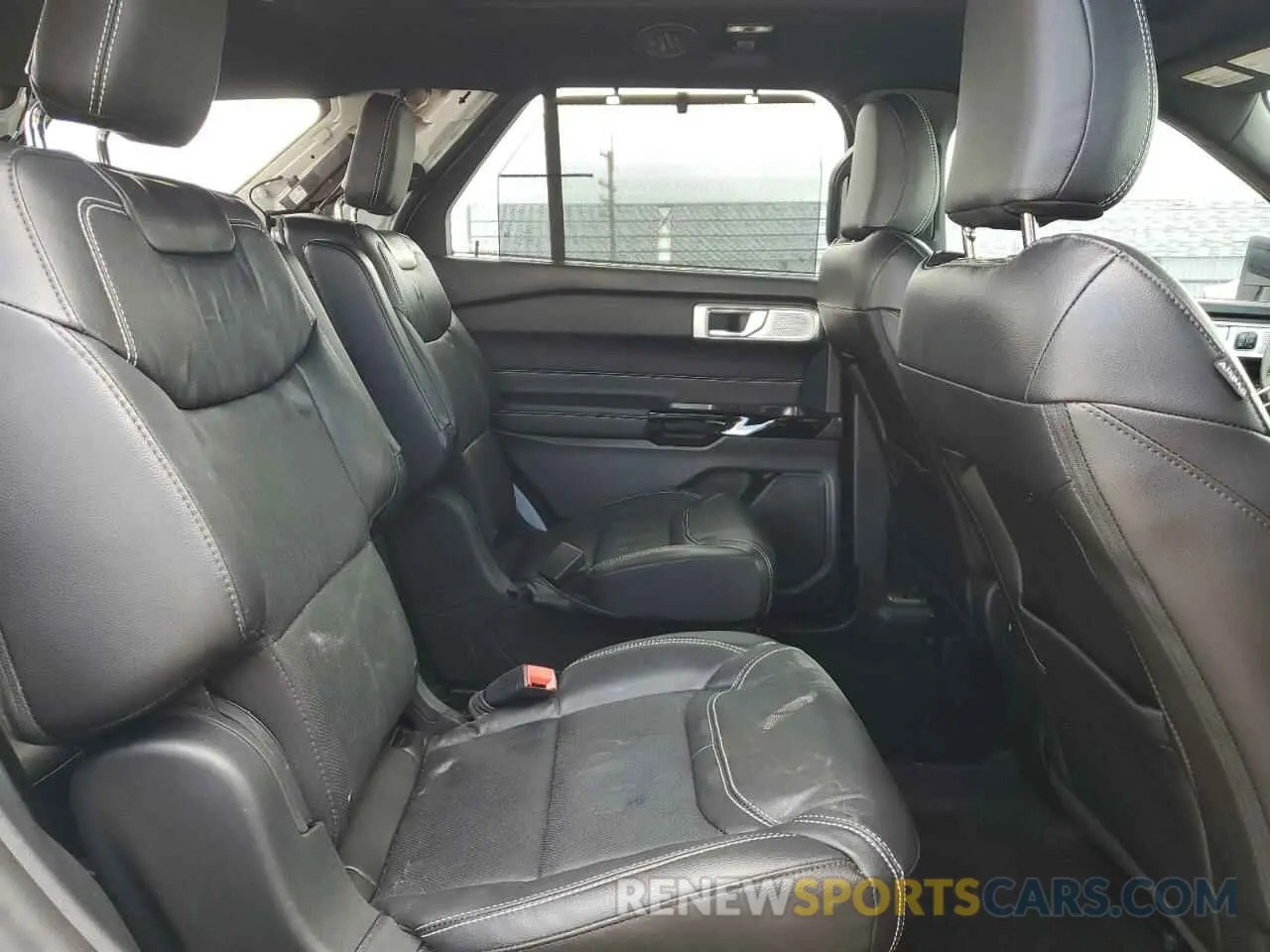 11 Photograph of a damaged car 1FM5K8GCXPGA12863 FORD EXPLORER 2023