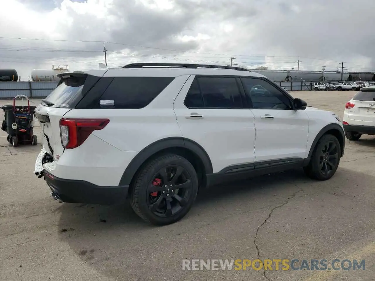 3 Photograph of a damaged car 1FM5K8GCXPGA12863 FORD EXPLORER 2023