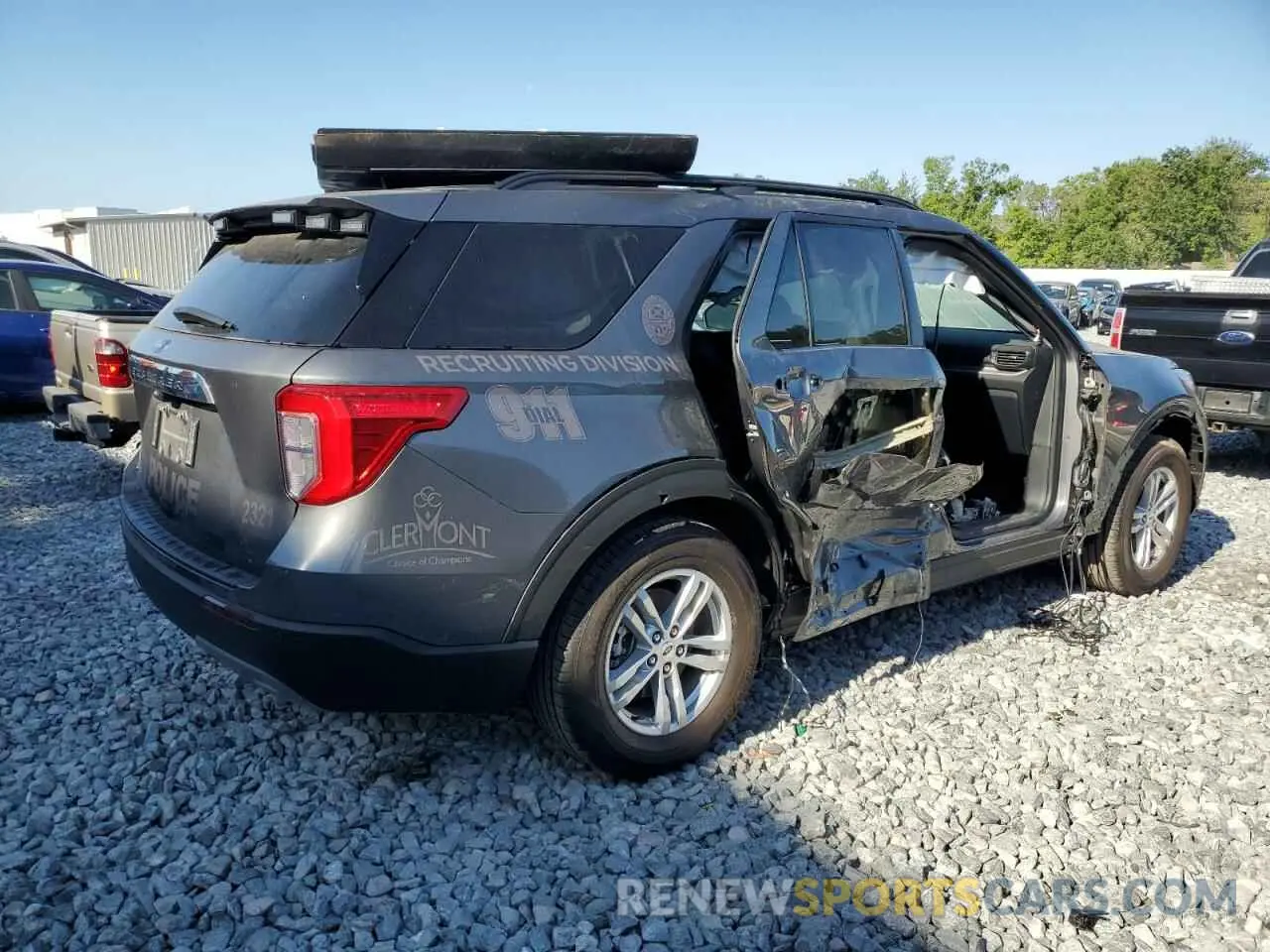 3 Photograph of a damaged car 1FMSK7DH0PGA02971 FORD EXPLORER 2023