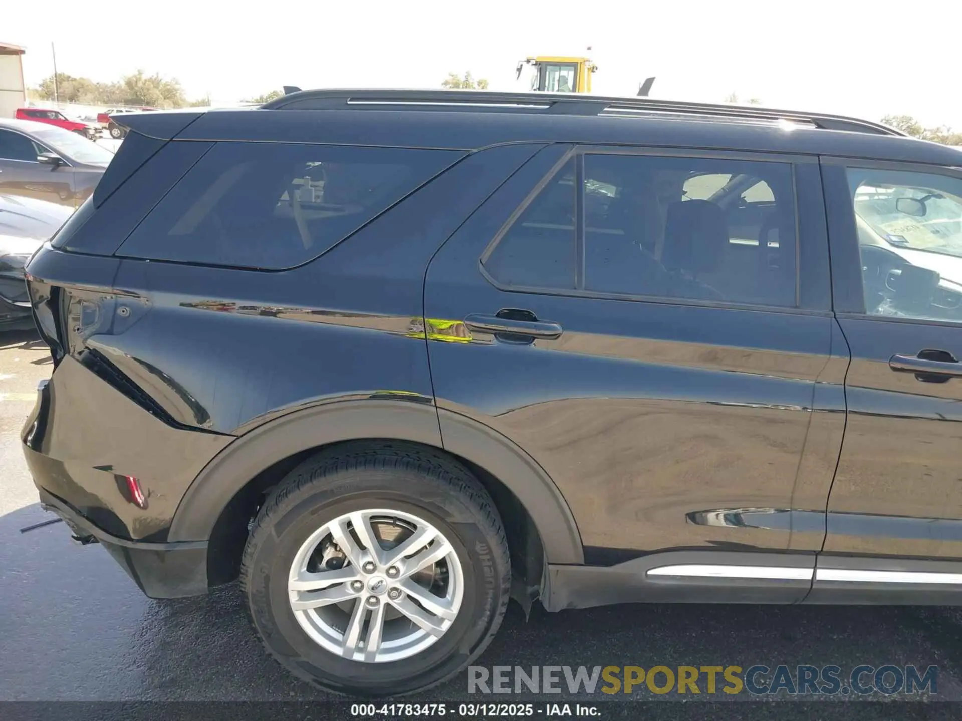 18 Photograph of a damaged car 1FMSK7DH0PGB25363 FORD EXPLORER 2023