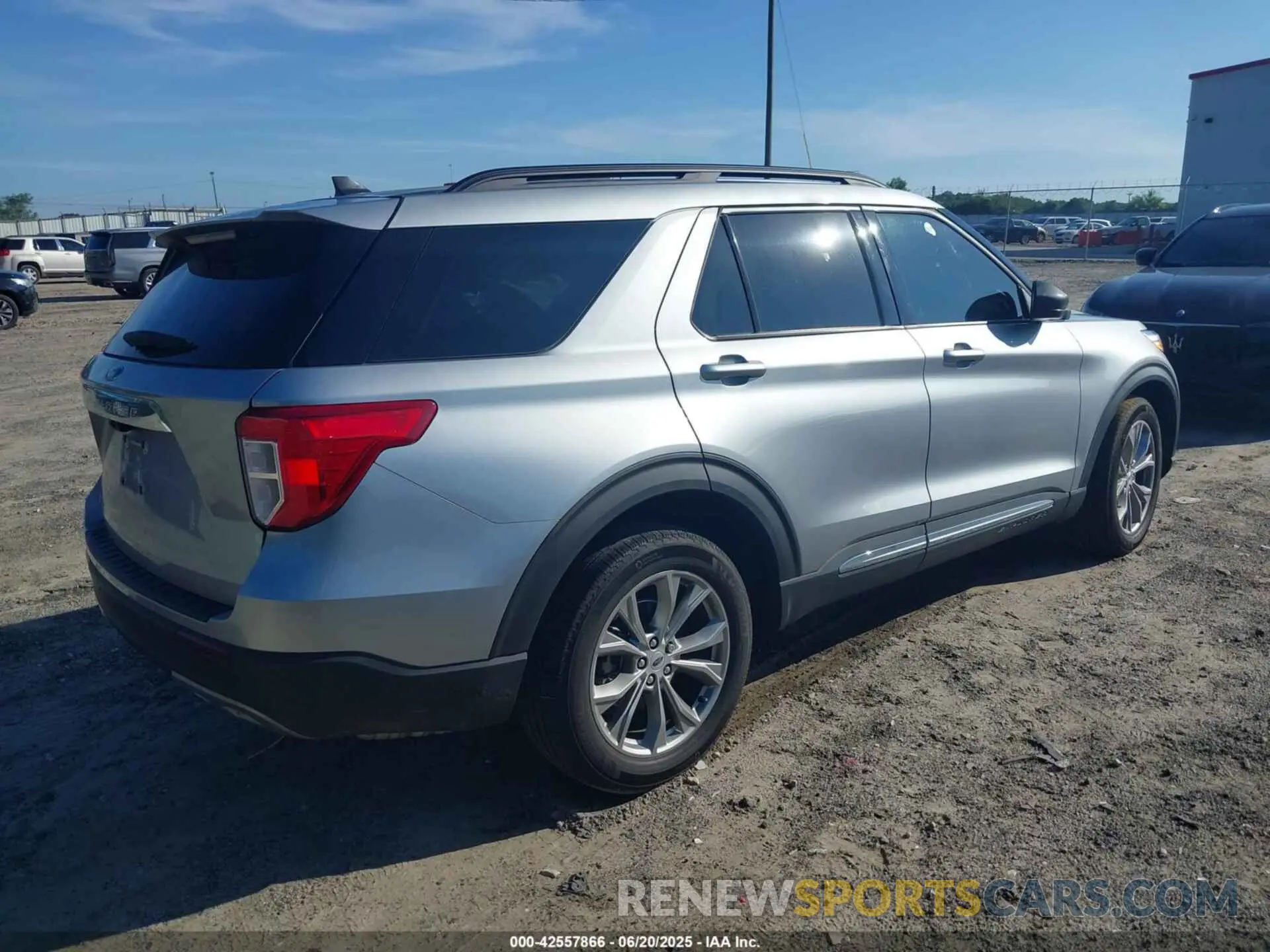 4 Photograph of a damaged car 1FMSK7DH1PGC36049 FORD EXPLORER 2023