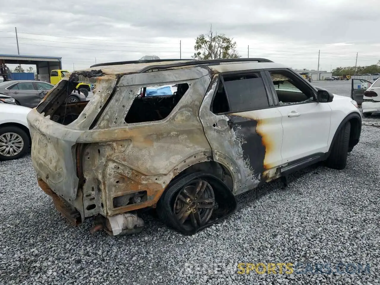 3 Photograph of a damaged car 1FMSK7DH3PGA05265 FORD EXPLORER 2023