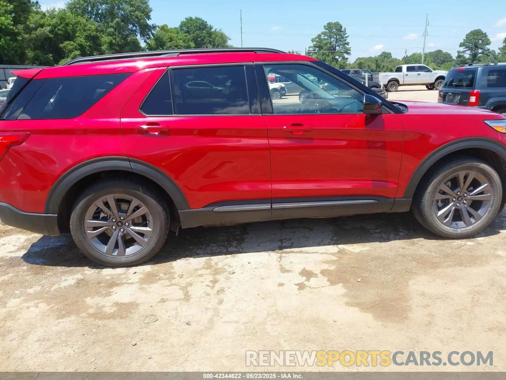 13 Photograph of a damaged car 1FMSK7DH4PGB34468 FORD EXPLORER 2023