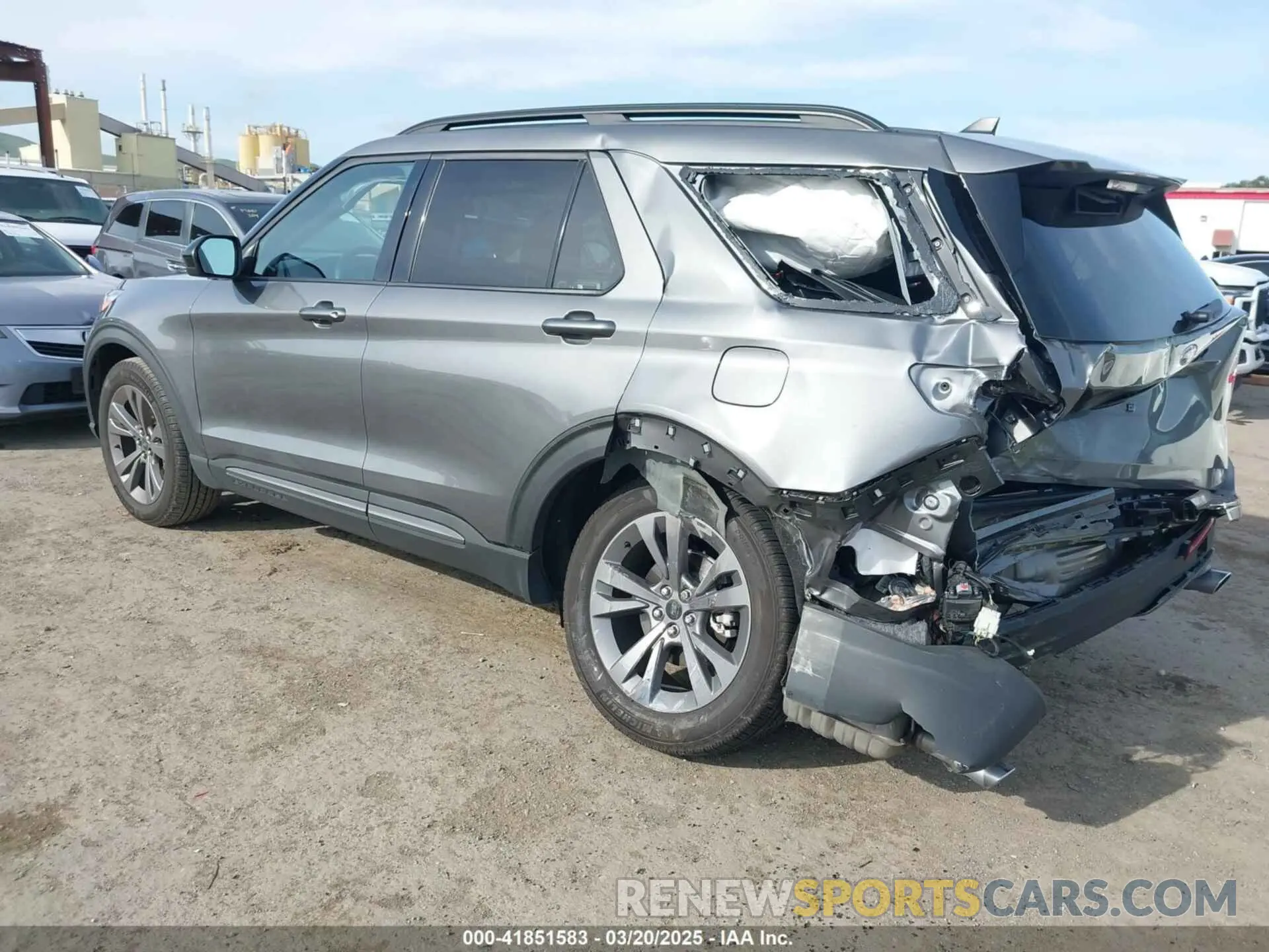 3 Photograph of a damaged car 1FMSK7DH4PGC30228 FORD EXPLORER 2023
