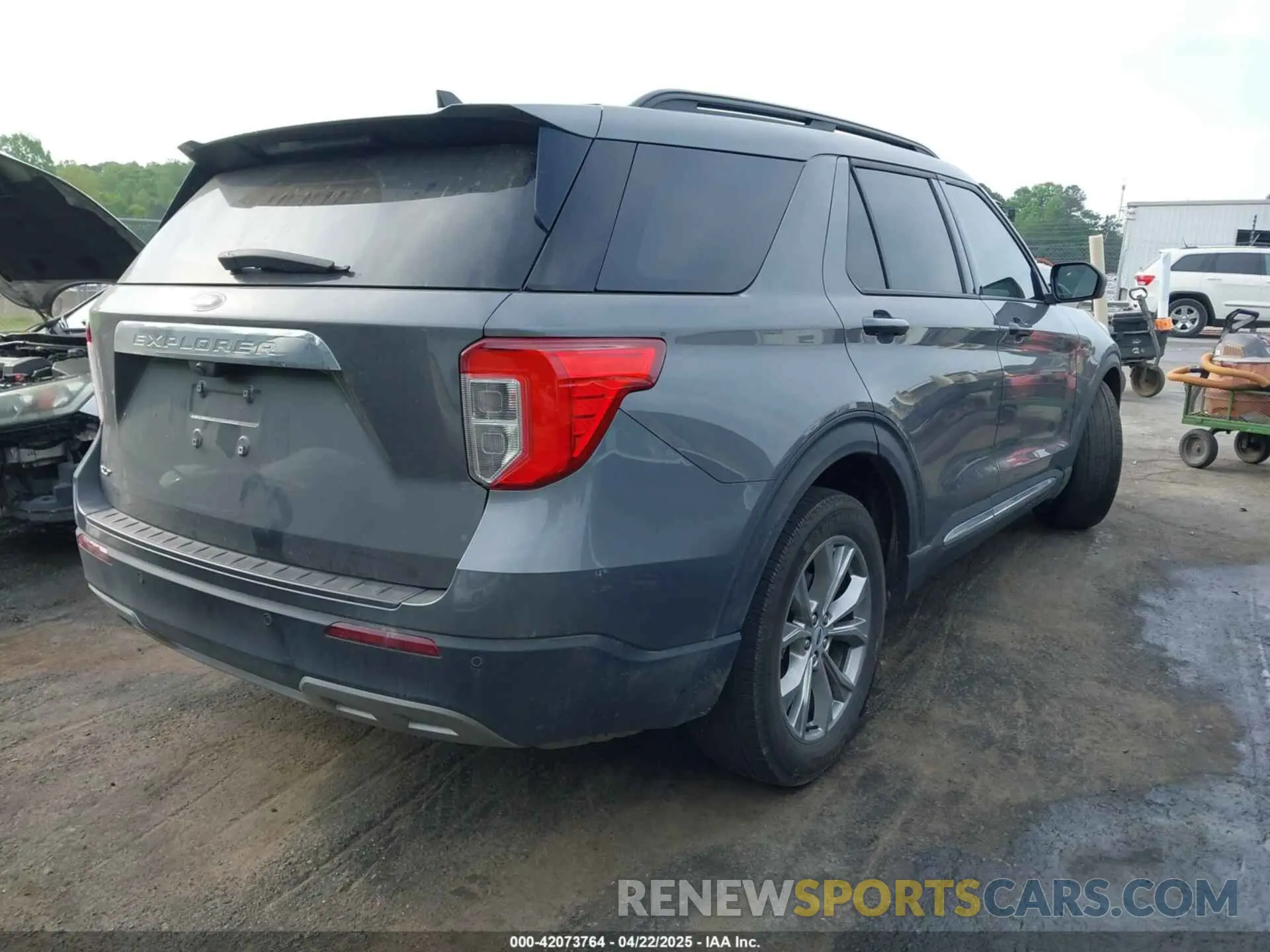 4 Photograph of a damaged car 1FMSK7DH5PGB87020 FORD EXPLORER 2023