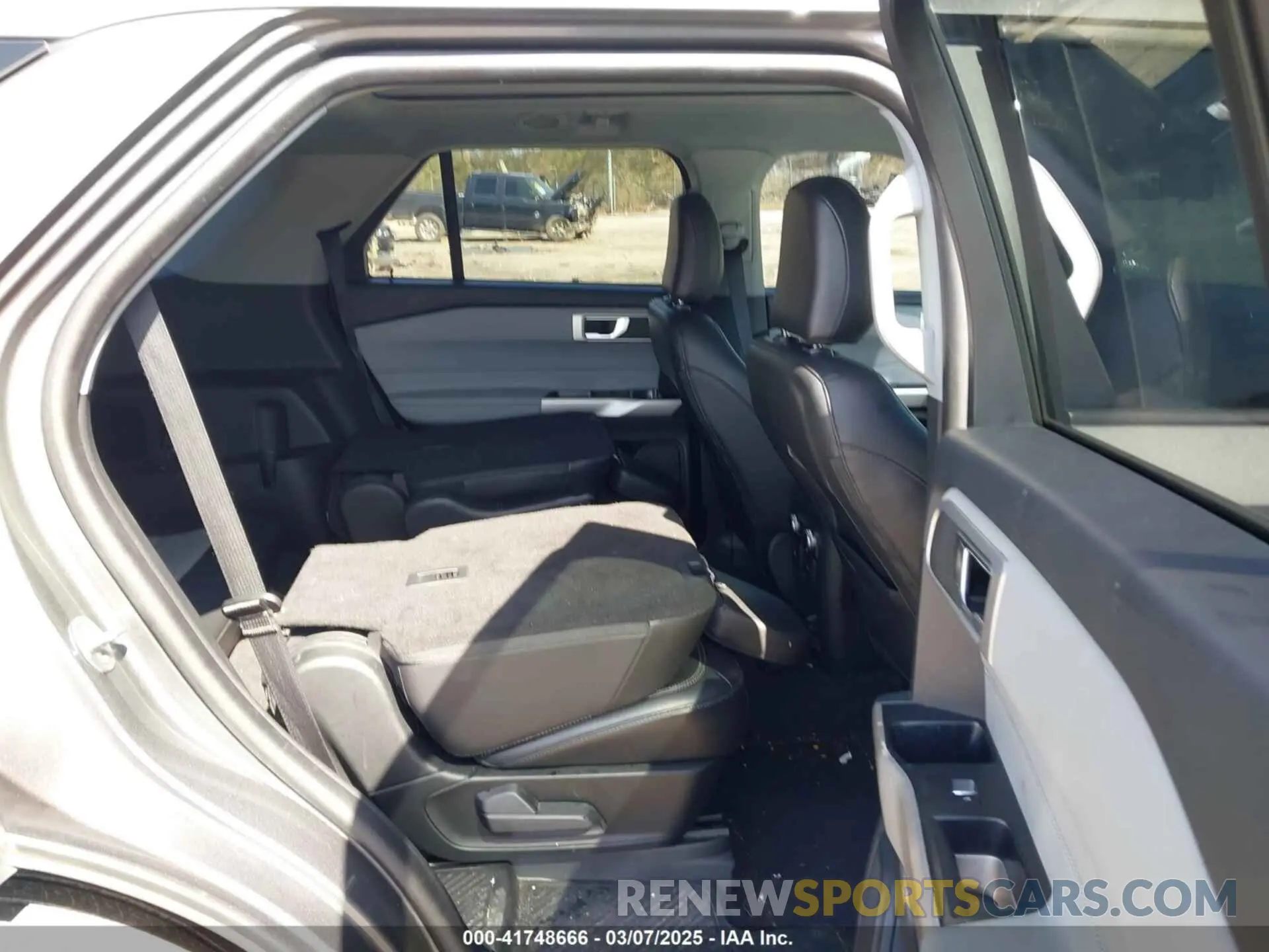 8 Photograph of a damaged car 1FMSK7DH6PGA22688 FORD EXPLORER 2023