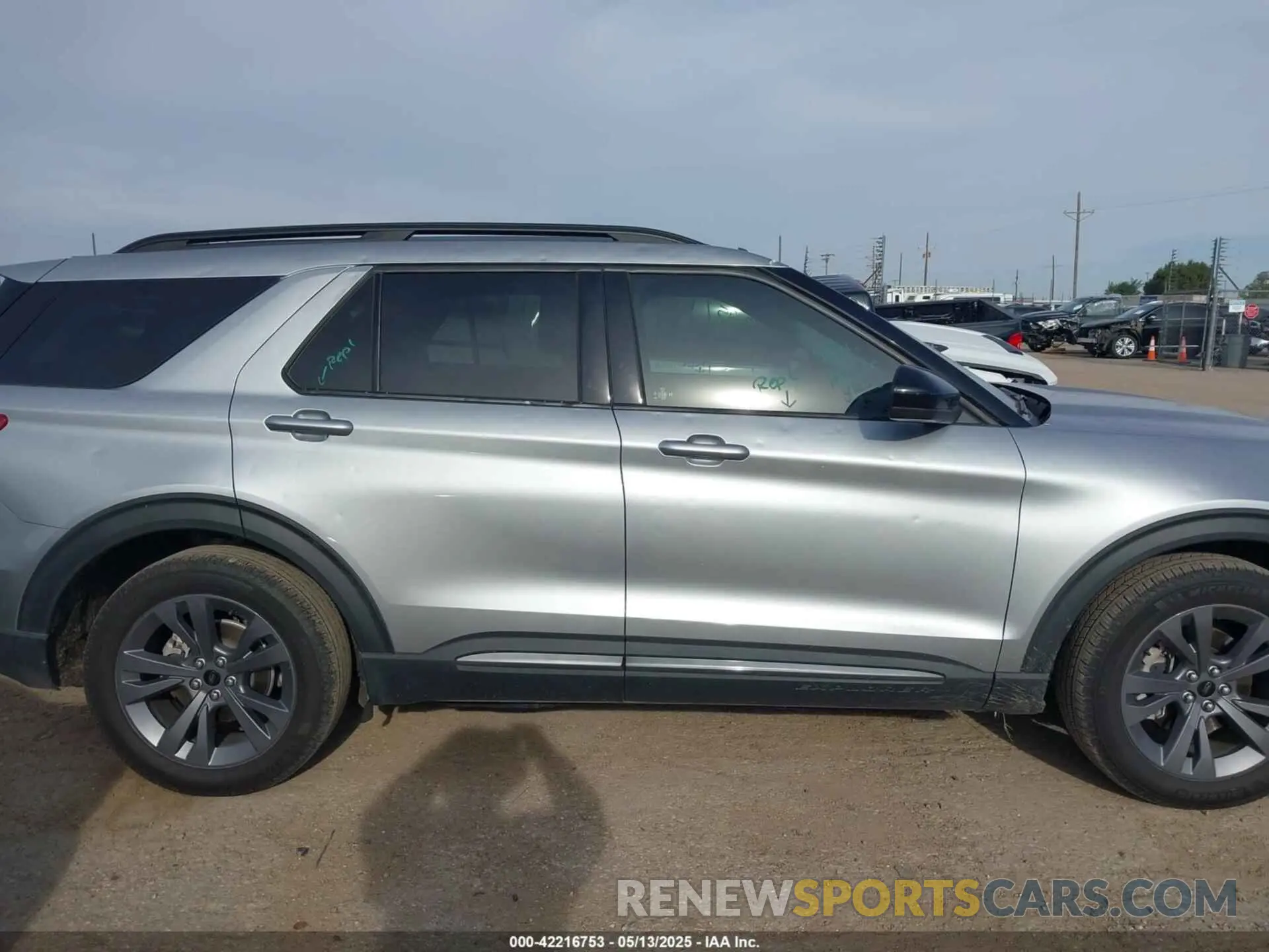 13 Photograph of a damaged car 1FMSK7DH6PGC33132 FORD EXPLORER 2023