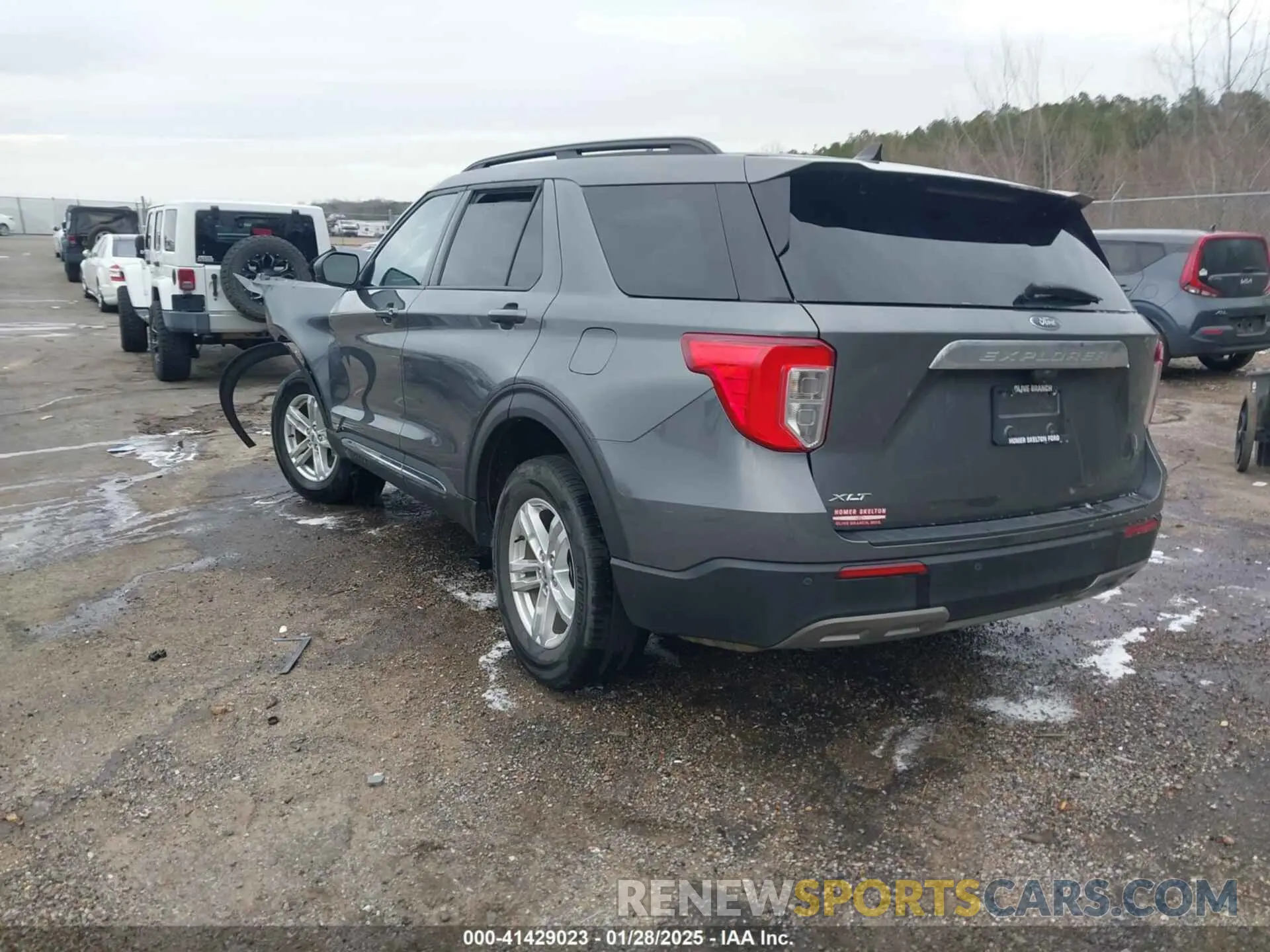 3 Photograph of a damaged car 1FMSK7DH7PGA13269 FORD EXPLORER 2023
