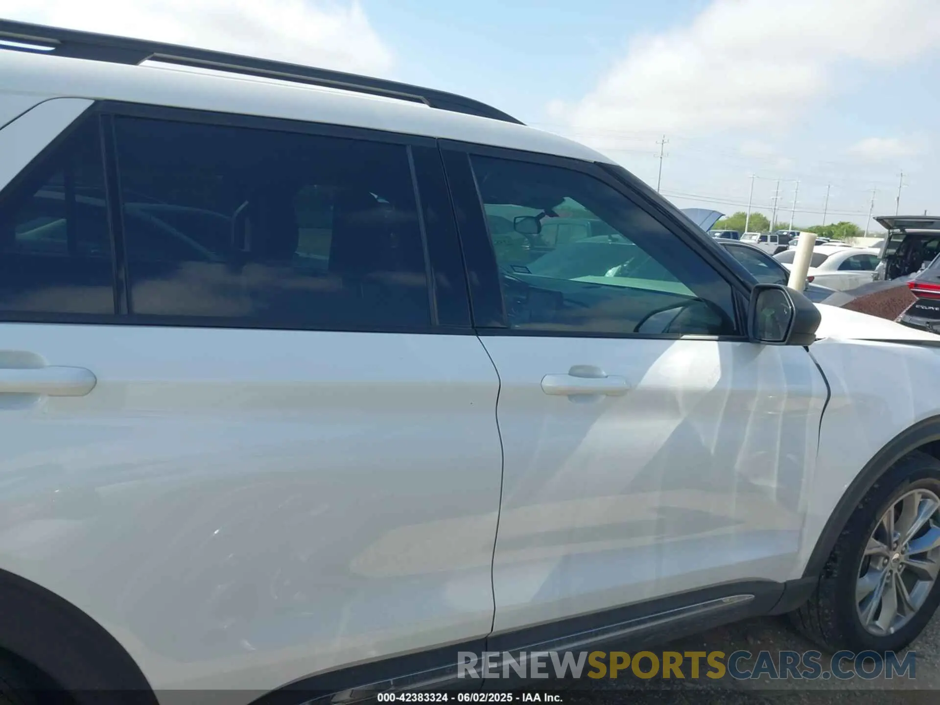 13 Photograph of a damaged car 1FMSK7DH7PGB87410 FORD EXPLORER 2023
