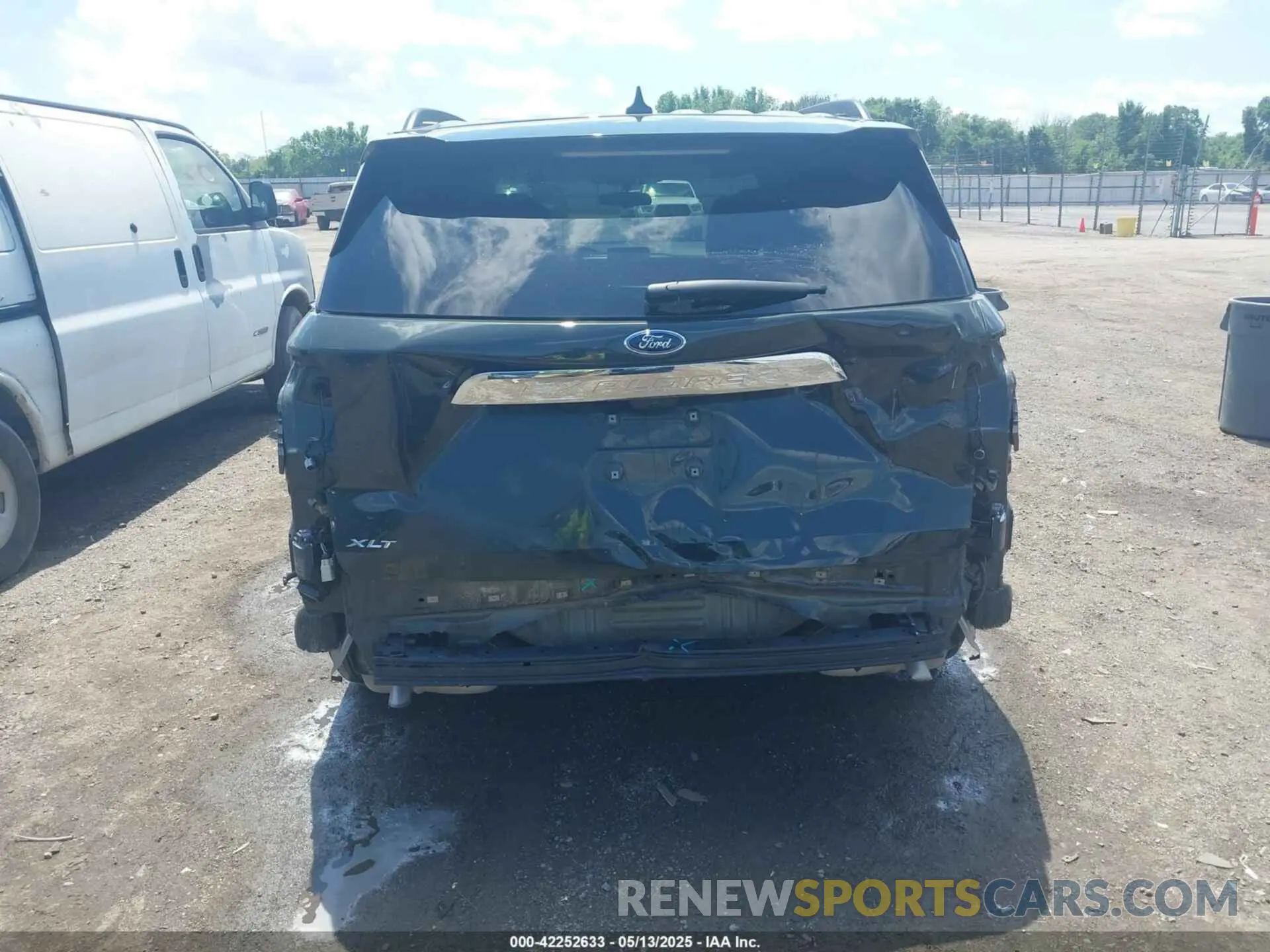 17 Photograph of a damaged car 1FMSK7DH7PGC37612 FORD EXPLORER 2023