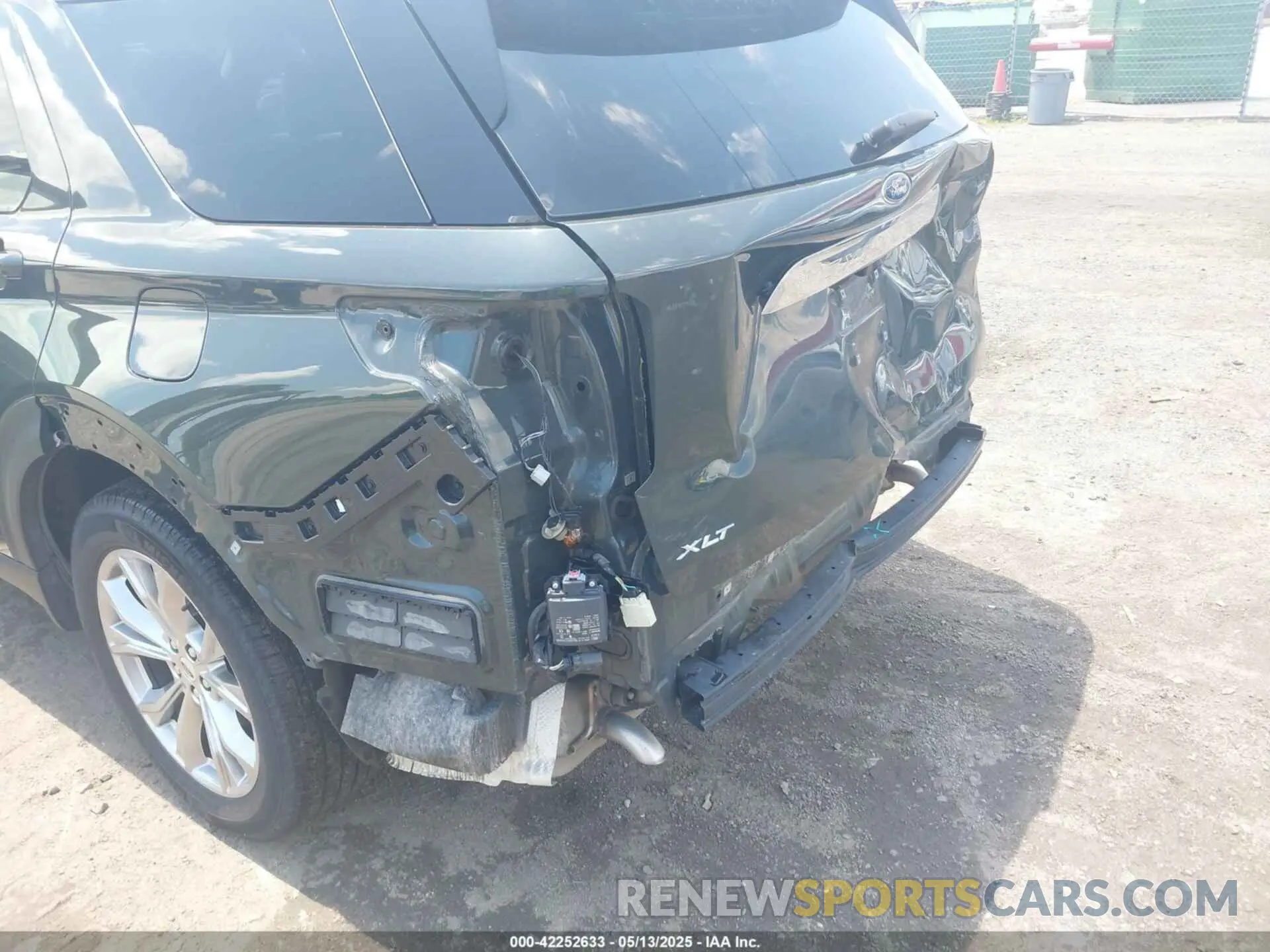 18 Photograph of a damaged car 1FMSK7DH7PGC37612 FORD EXPLORER 2023