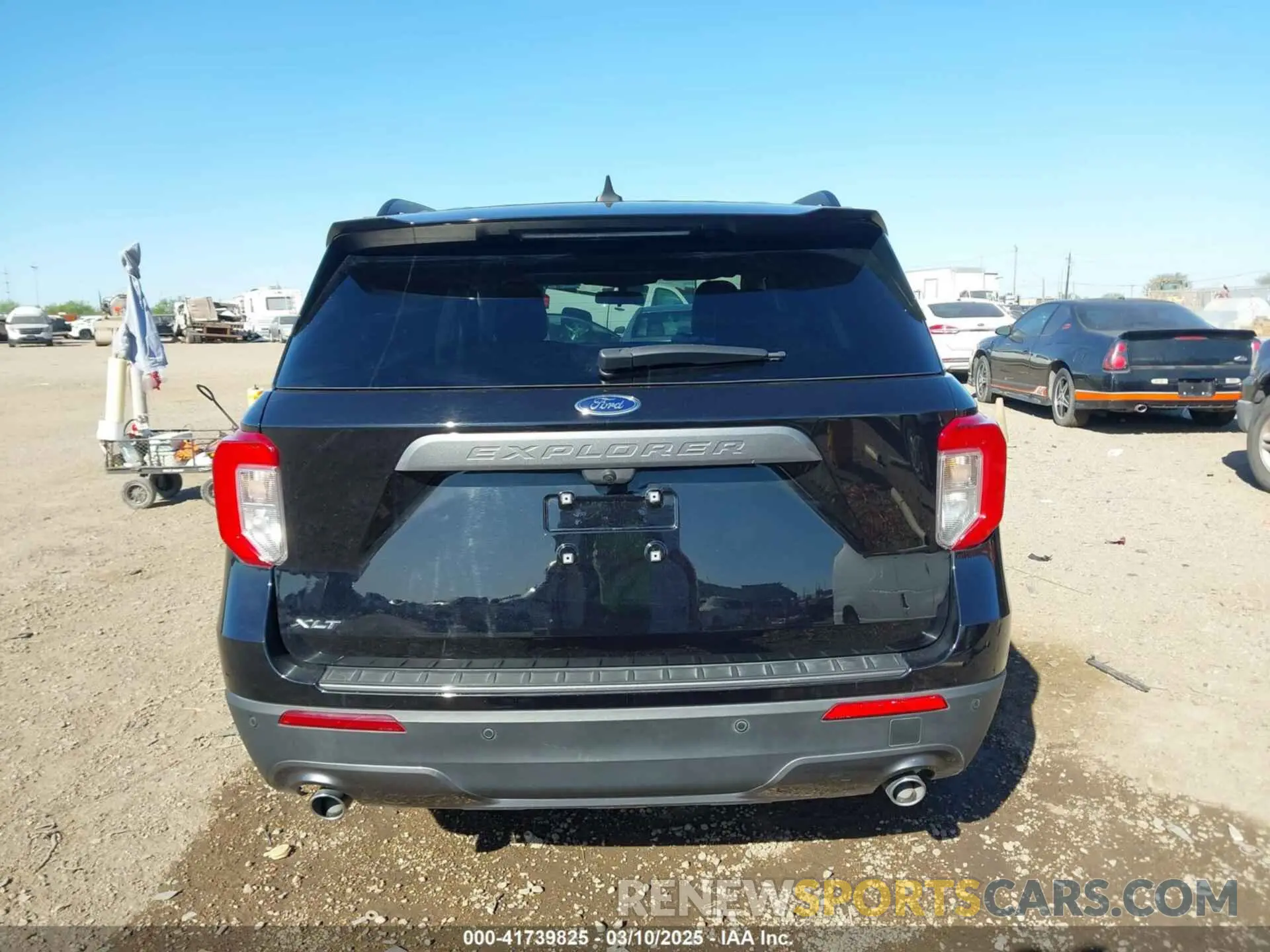 17 Photograph of a damaged car 1FMSK7DH9PGA48234 FORD EXPLORER 2023