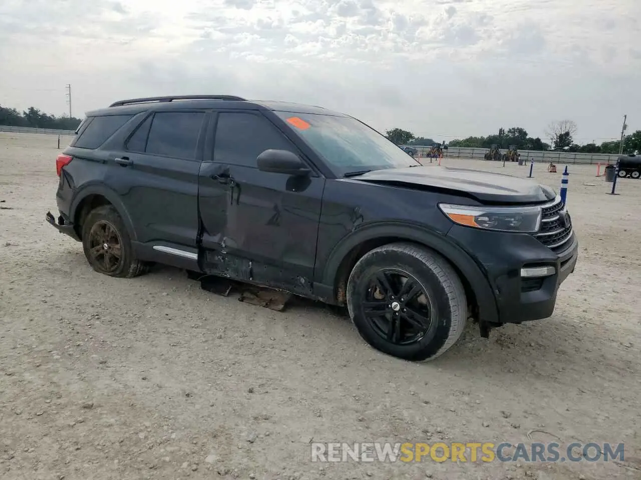 4 Photograph of a damaged car 1FMSK7DH9PGB08643 FORD EXPLORER 2023