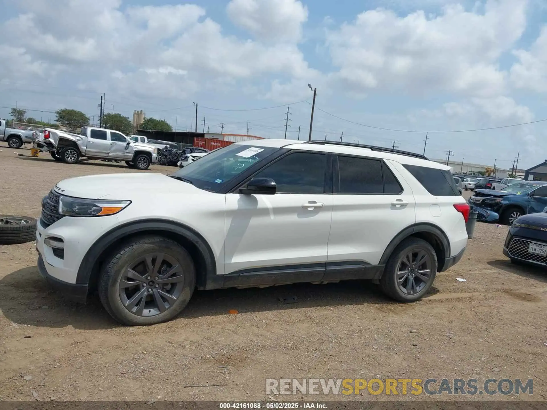 14 Photograph of a damaged car 1FMSK7DHXPGA50879 FORD EXPLORER 2023