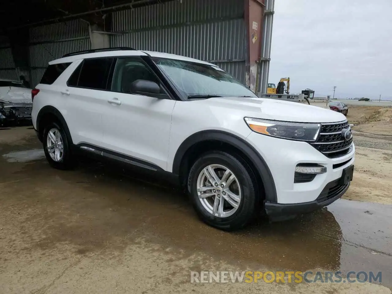 4 Photograph of a damaged car 1FMSK7DHXPGB72061 FORD EXPLORER 2023