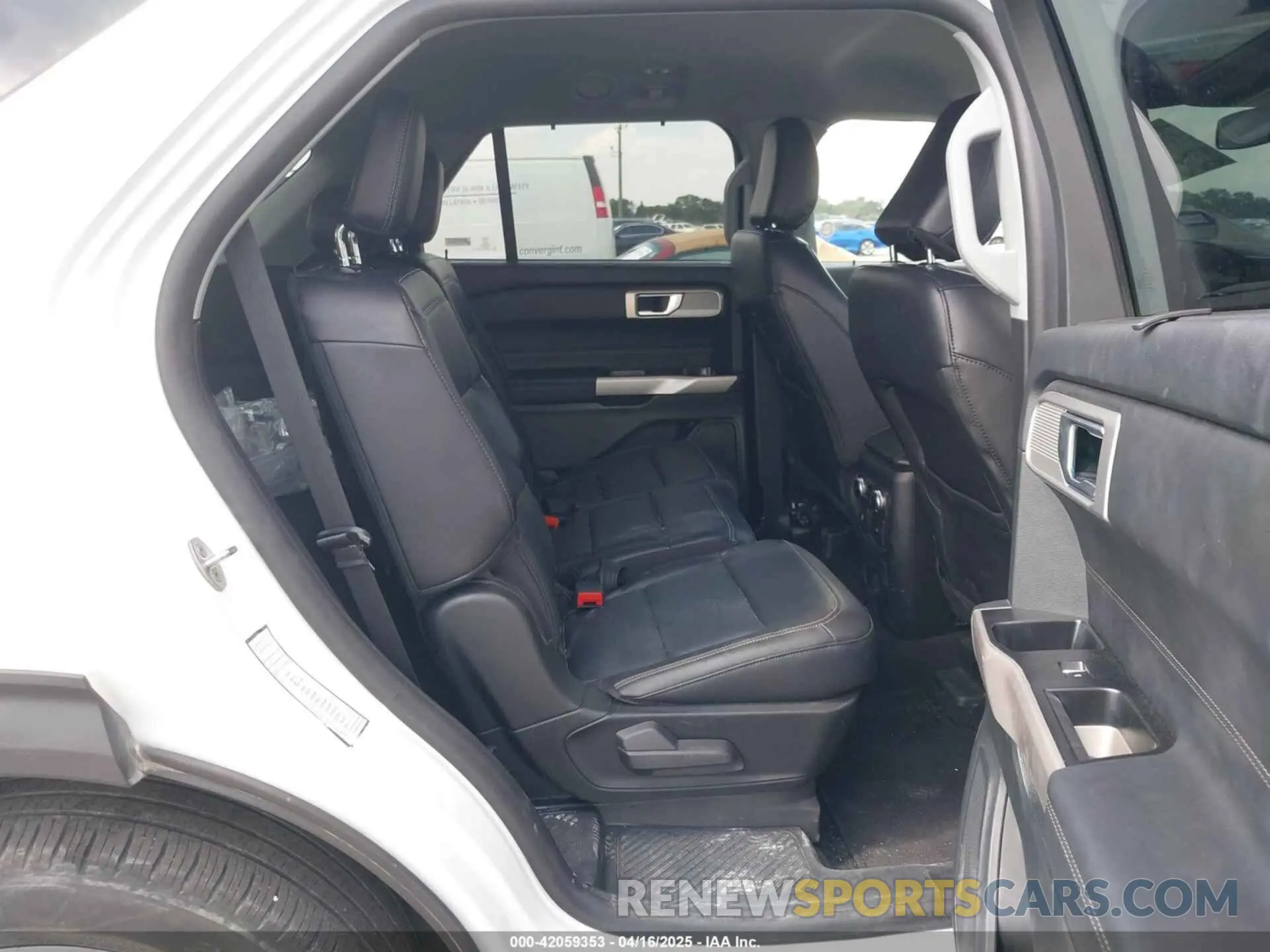 8 Photograph of a damaged car 1FMSK7FH2PGB17892 FORD EXPLORER 2023