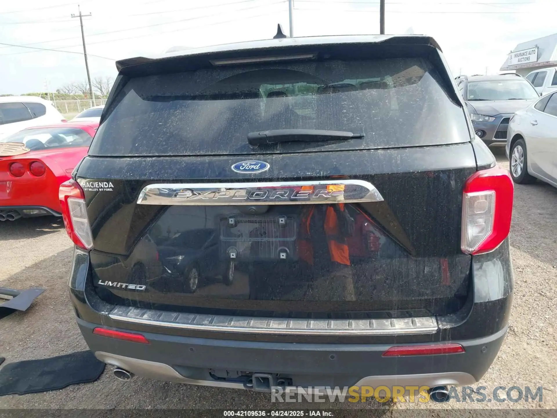 17 Photograph of a damaged car 1FMSK7FH4PGA15624 FORD EXPLORER 2023