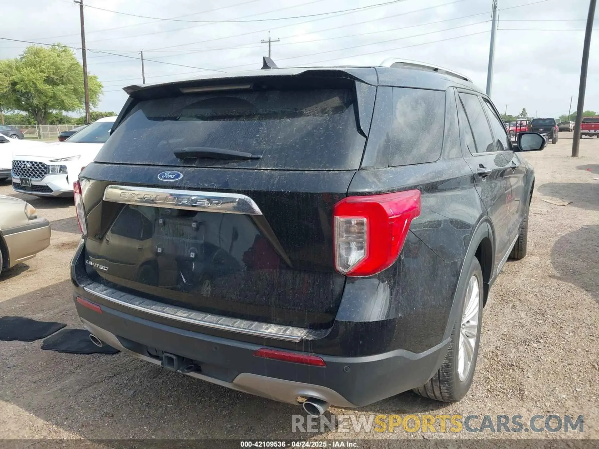 4 Photograph of a damaged car 1FMSK7FH4PGA15624 FORD EXPLORER 2023