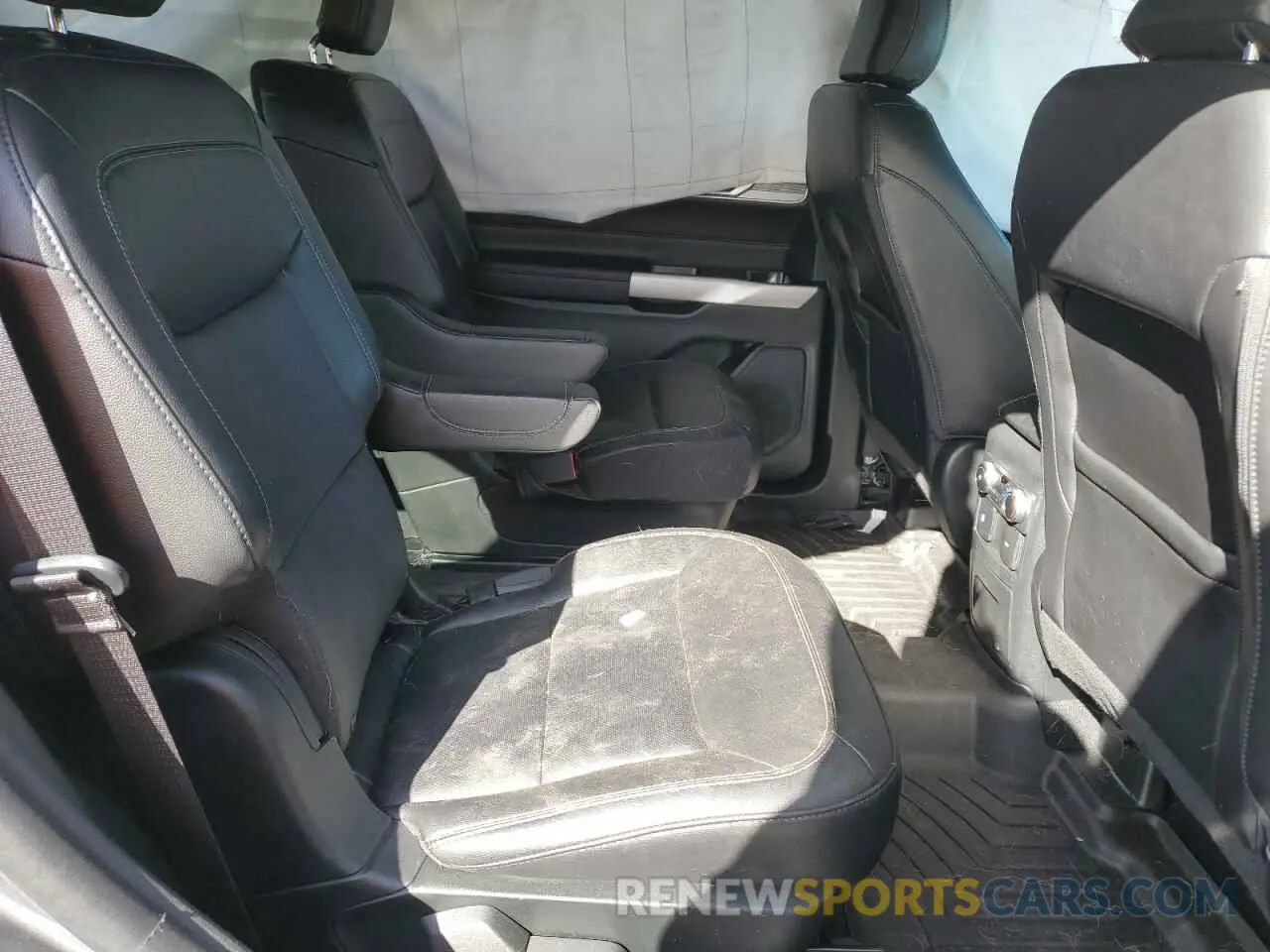 10 Photograph of a damaged car 1FMSK7FH8PGA86843 FORD EXPLORER 2023