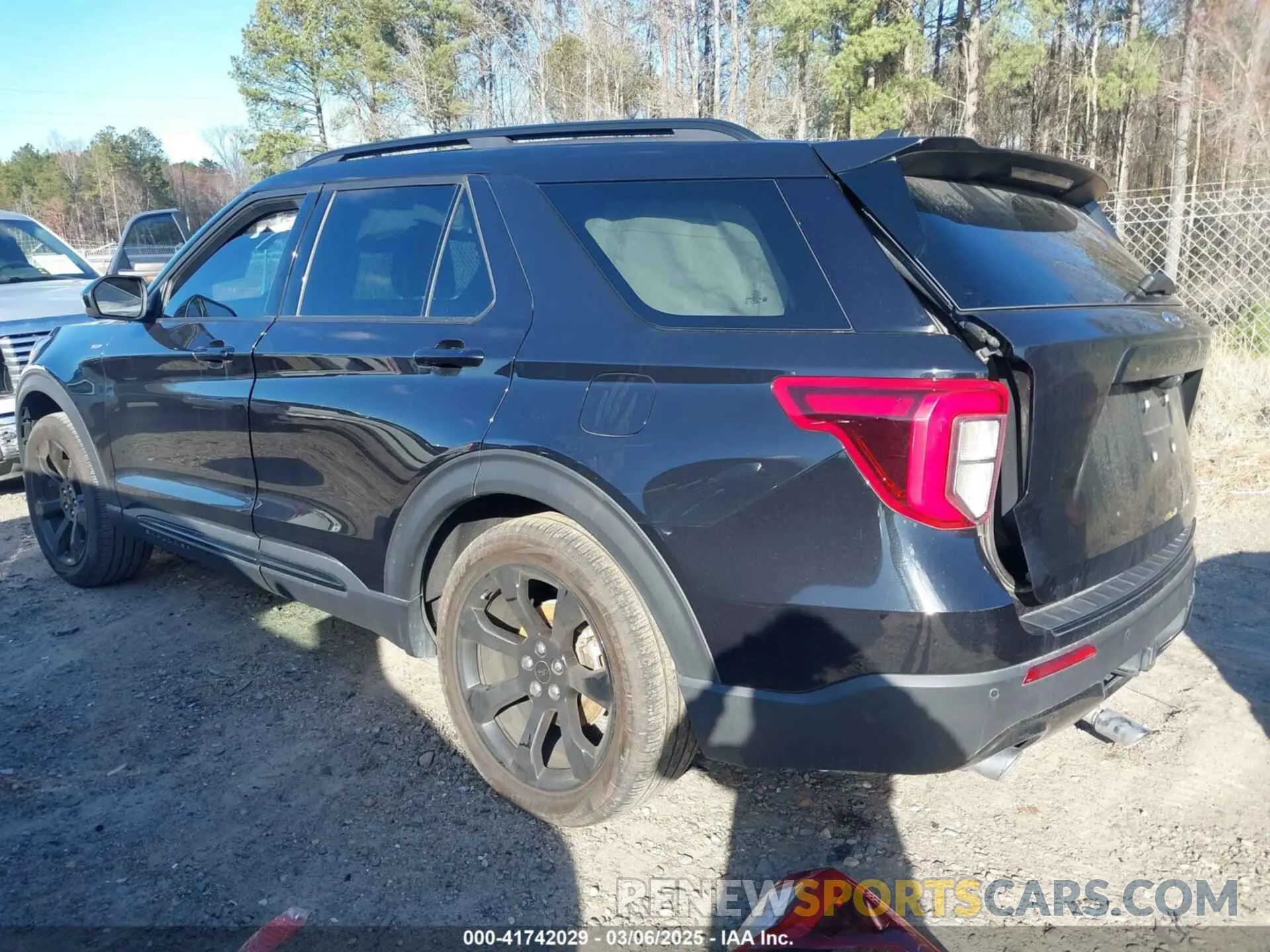 3 Photograph of a damaged car 1FMSK7KH3PGA48569 FORD EXPLORER 2023