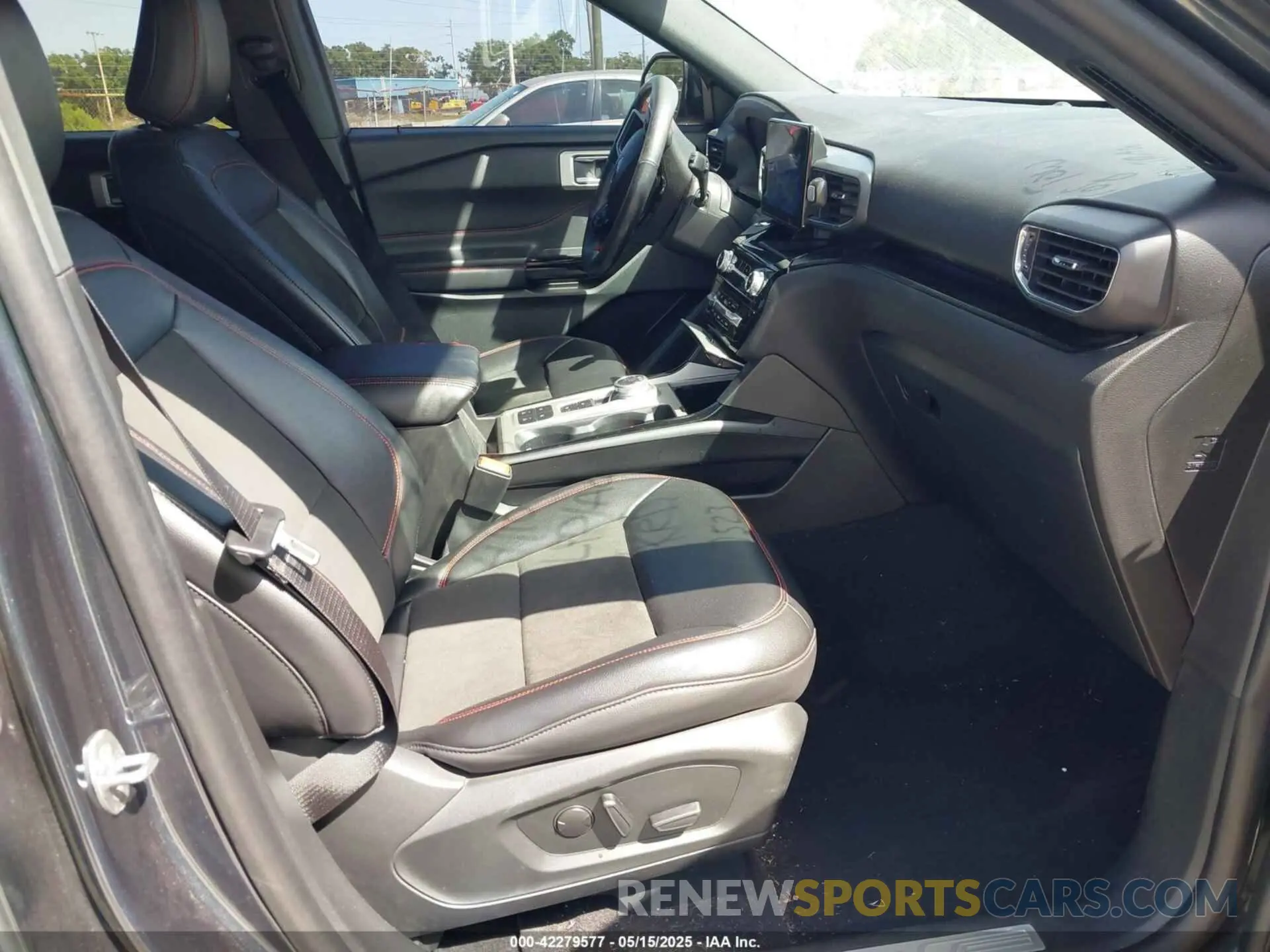5 Photograph of a damaged car 1FMSK7KH7PGB53387 FORD EXPLORER 2023