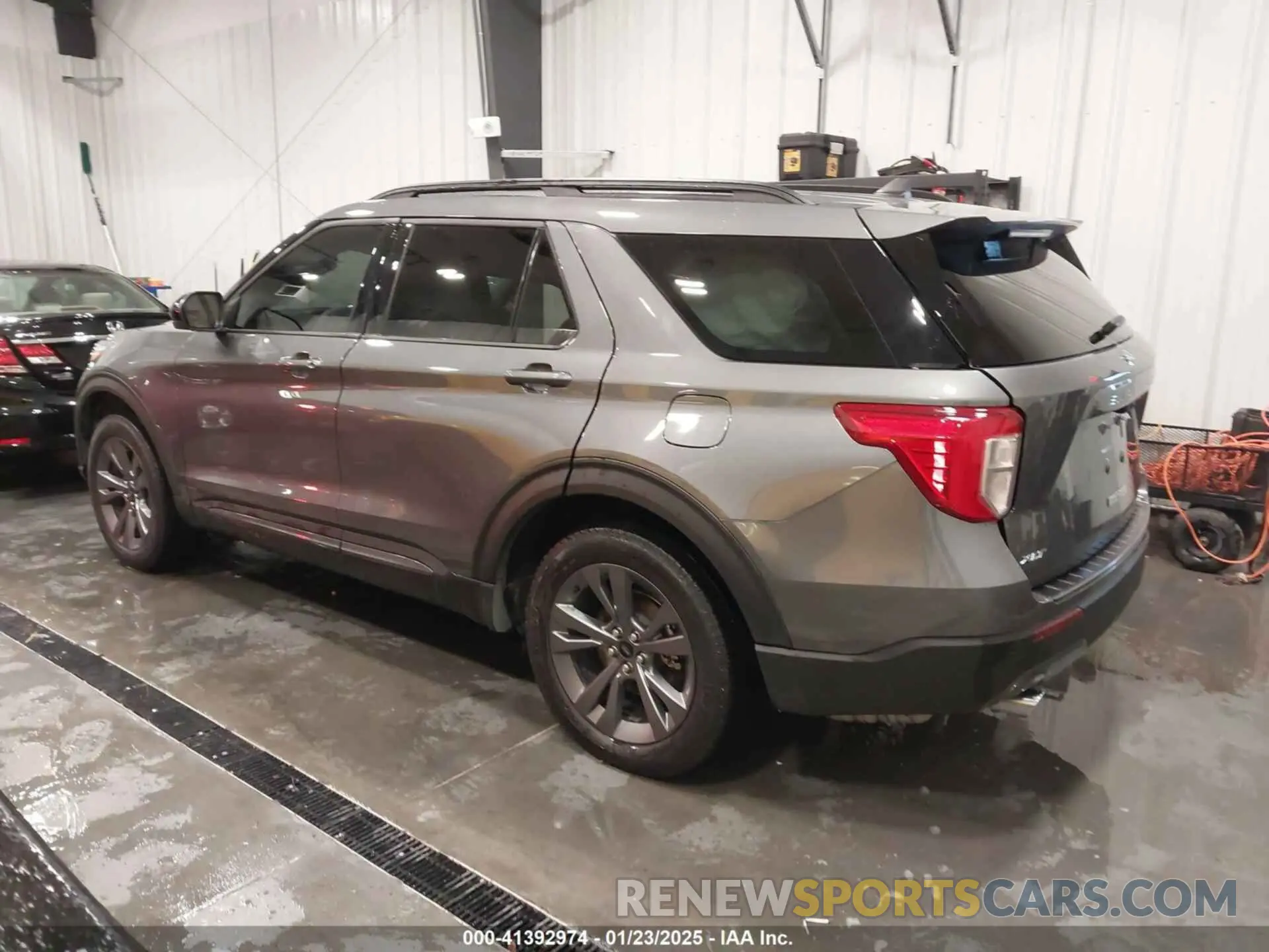 3 Photograph of a damaged car 1FMSK8DH0PGB76870 FORD EXPLORER 2023
