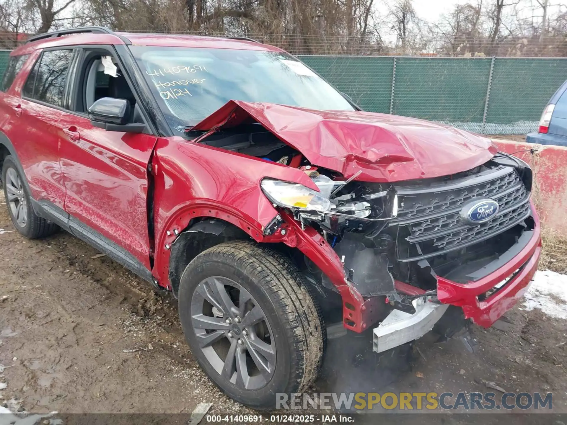 17 Photograph of a damaged car 1FMSK8DH3PGB92772 FORD EXPLORER 2023
