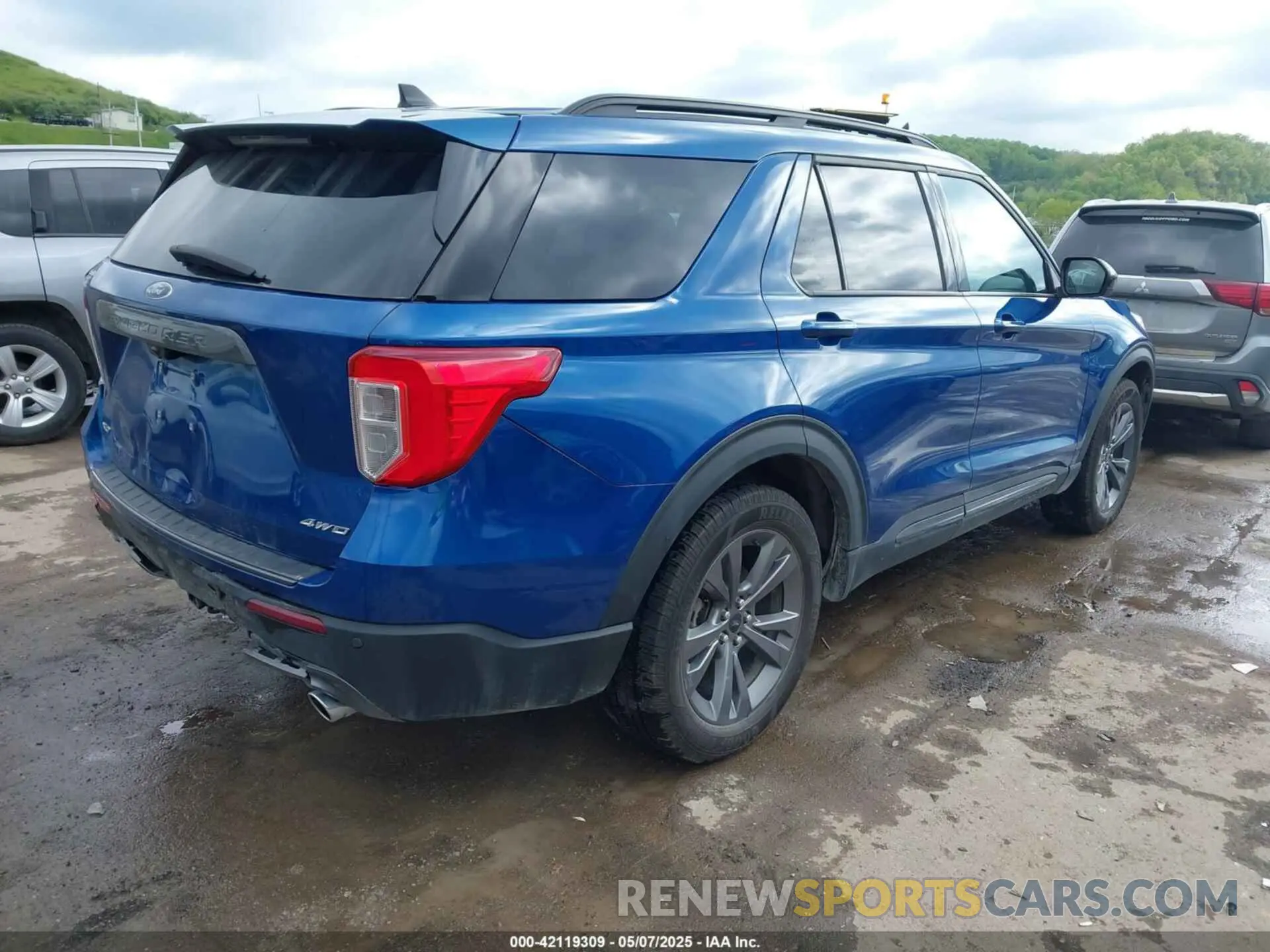 4 Photograph of a damaged car 1FMSK8DH4PGA09346 FORD EXPLORER 2023