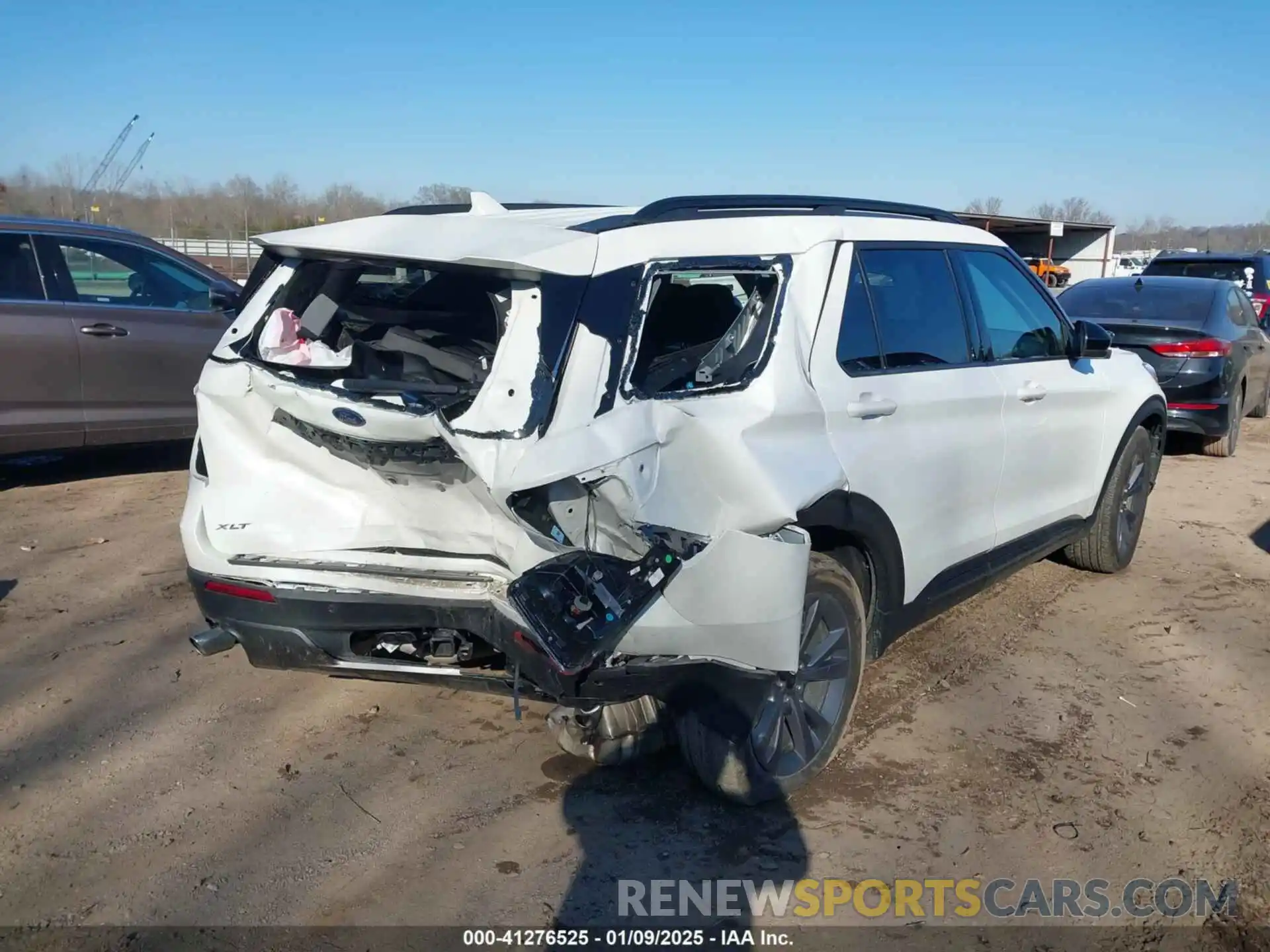 4 Photograph of a damaged car 1FMSK8DH4PGA75394 FORD EXPLORER 2023