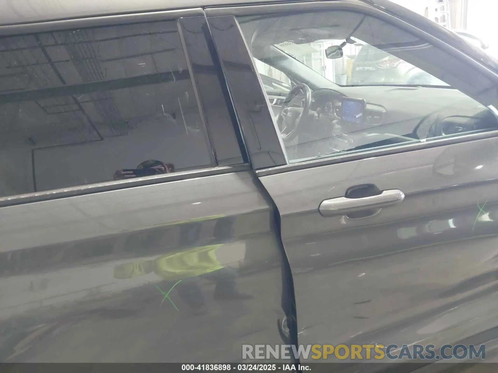 19 Photograph of a damaged car 1FMSK8DH4PGB32936 FORD EXPLORER 2023