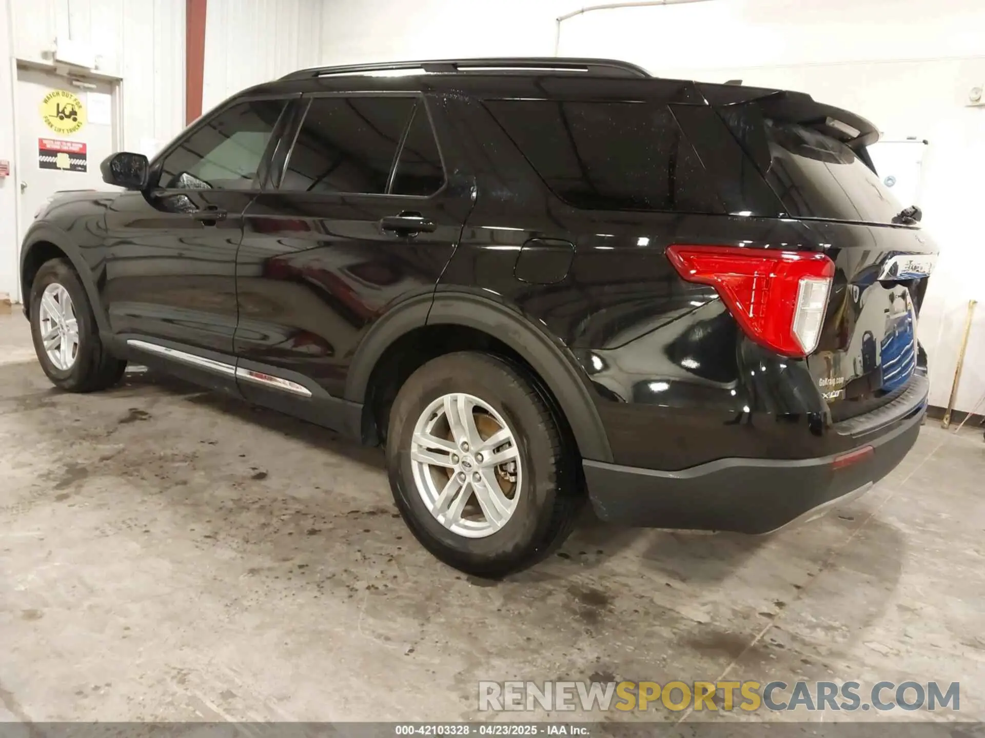 3 Photograph of a damaged car 1FMSK8DH6PGA57530 FORD EXPLORER 2023