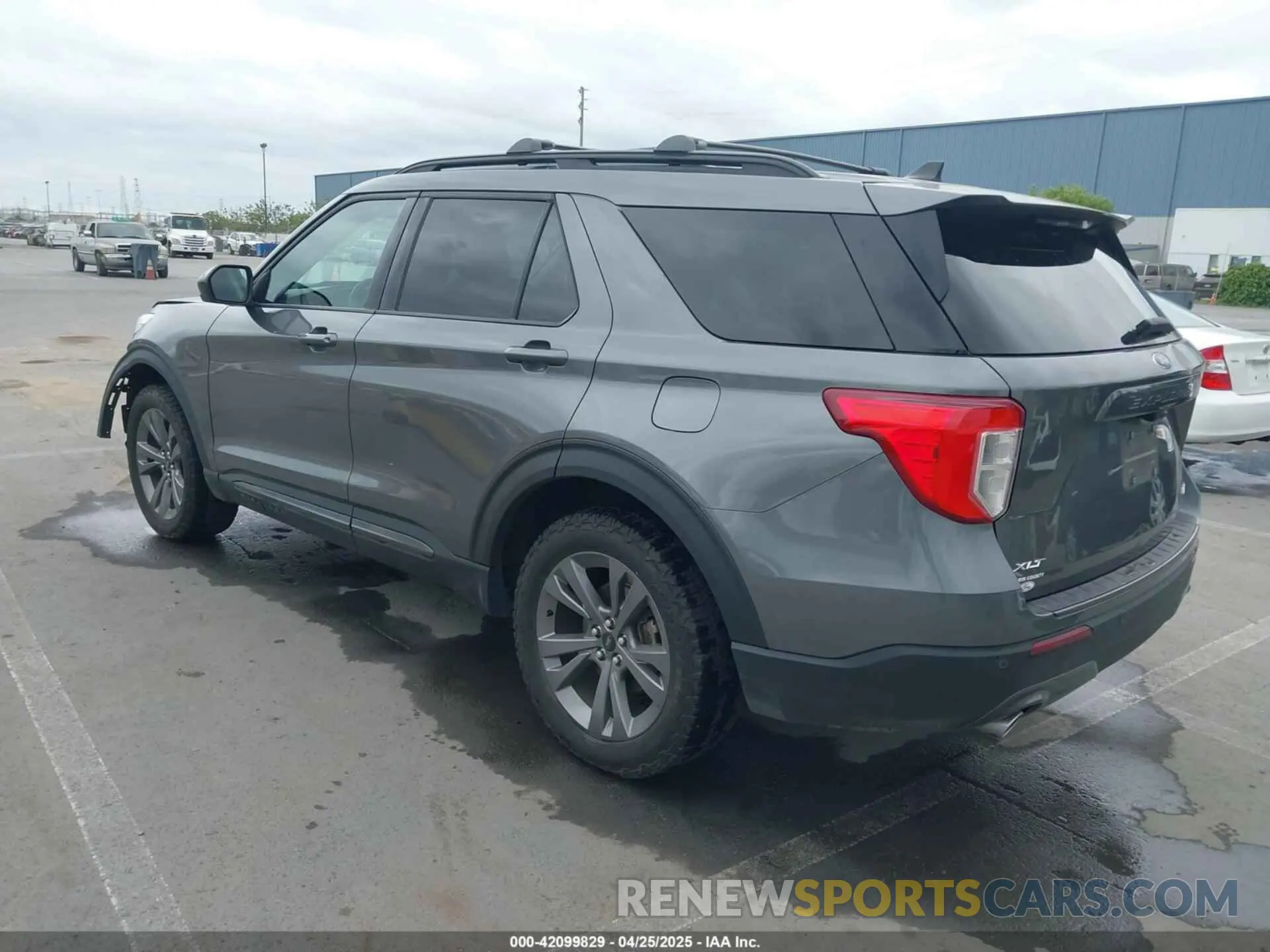3 Photograph of a damaged car 1FMSK8DH6PGB42738 FORD EXPLORER 2023