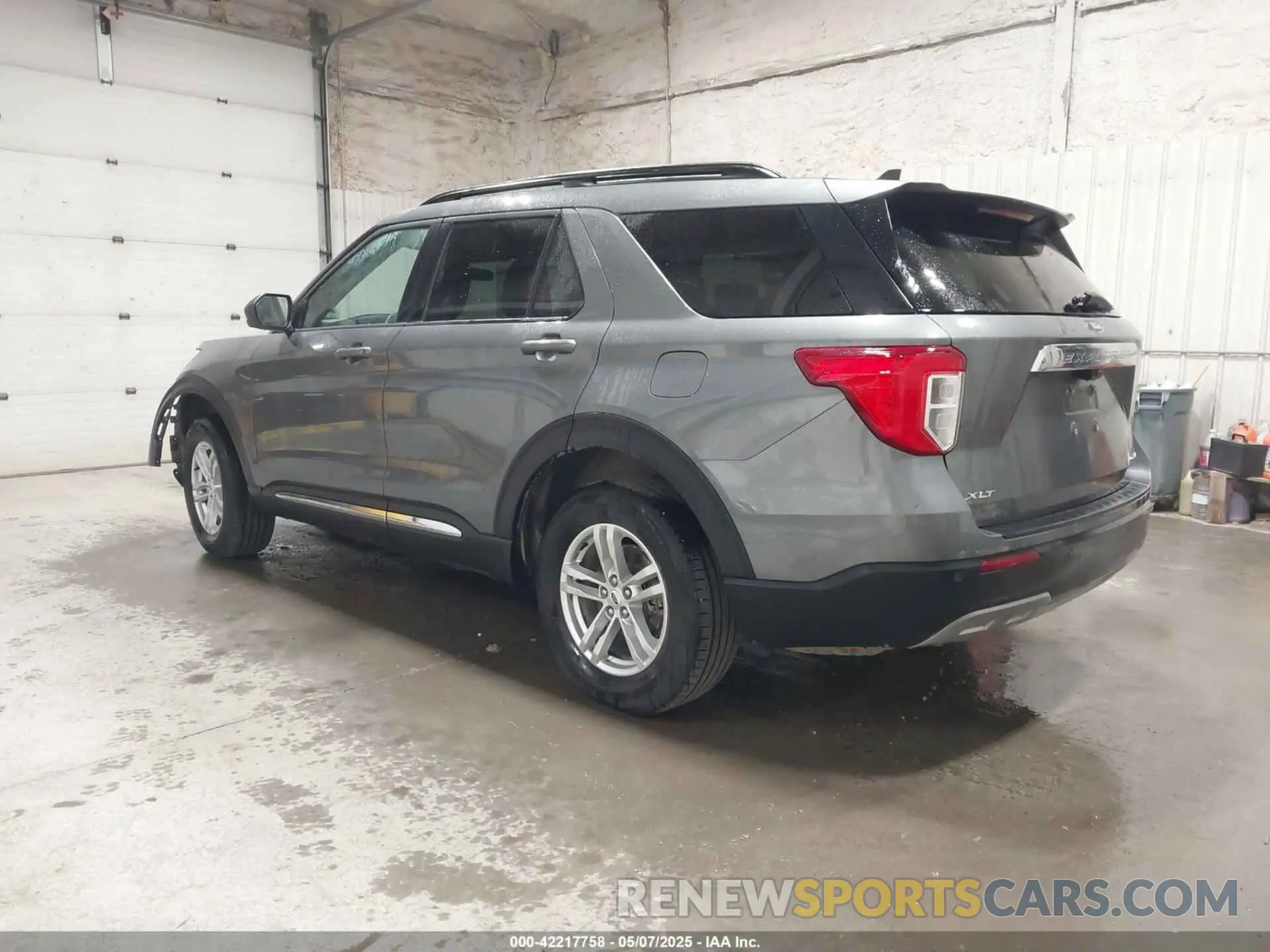 3 Photograph of a damaged car 1FMSK8DH6PGB44473 FORD EXPLORER 2023
