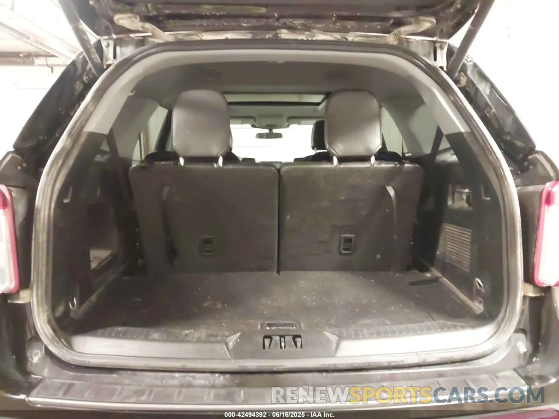 18 Photograph of a damaged car 1FMSK8DH7PGC33940 FORD EXPLORER 2023