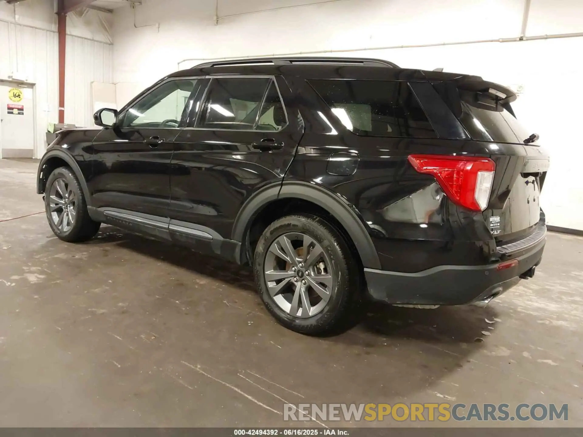 3 Photograph of a damaged car 1FMSK8DH7PGC33940 FORD EXPLORER 2023
