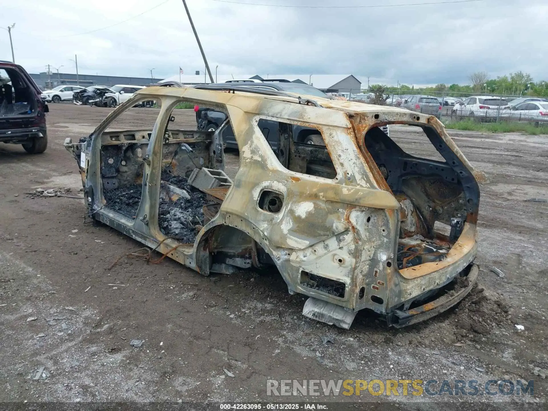 13 Photograph of a damaged car 1FMSK8DH9PGB96938 FORD EXPLORER 2023