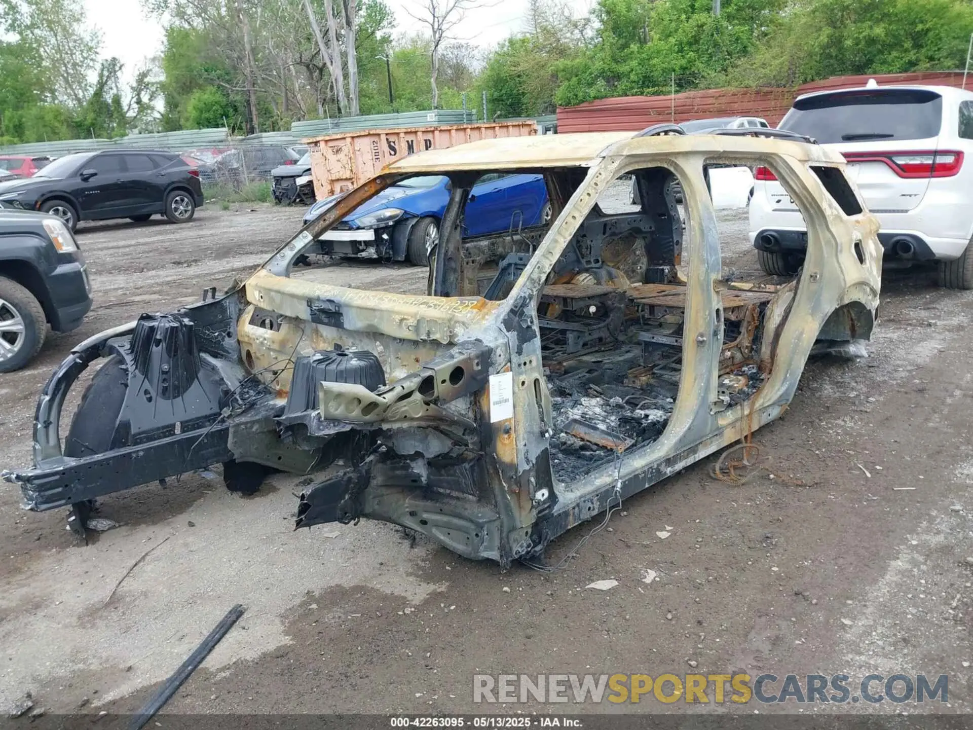 2 Photograph of a damaged car 1FMSK8DH9PGB96938 FORD EXPLORER 2023