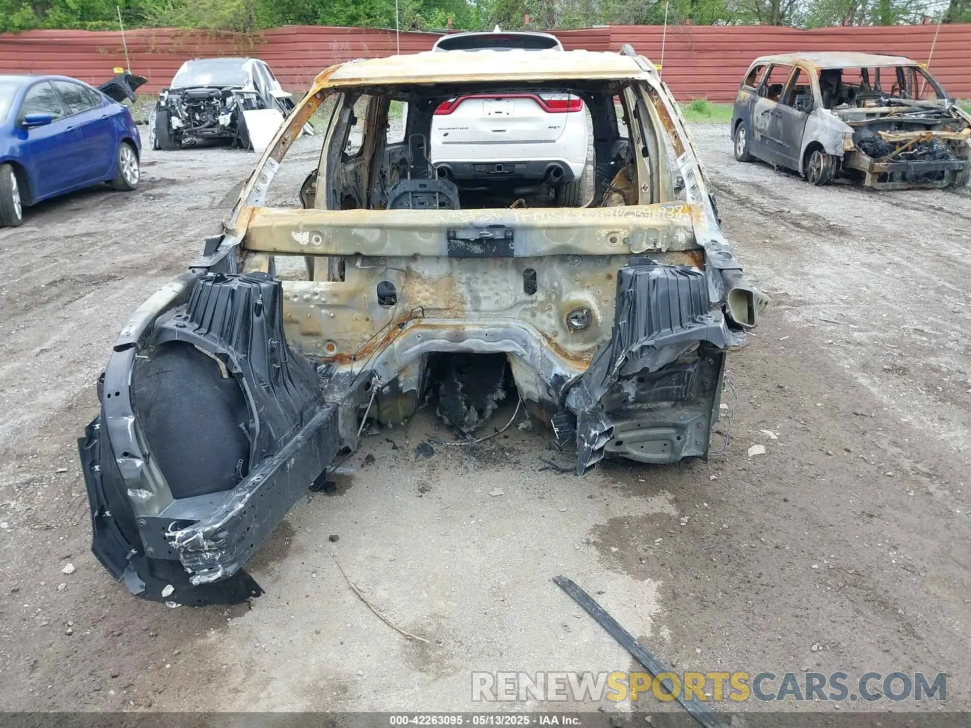 6 Photograph of a damaged car 1FMSK8DH9PGB96938 FORD EXPLORER 2023